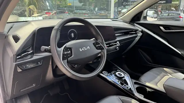 Kia E-Niro view 7