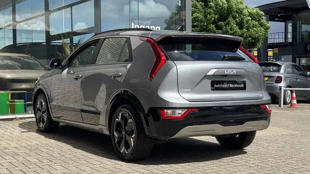 Kia E-Niro view 6