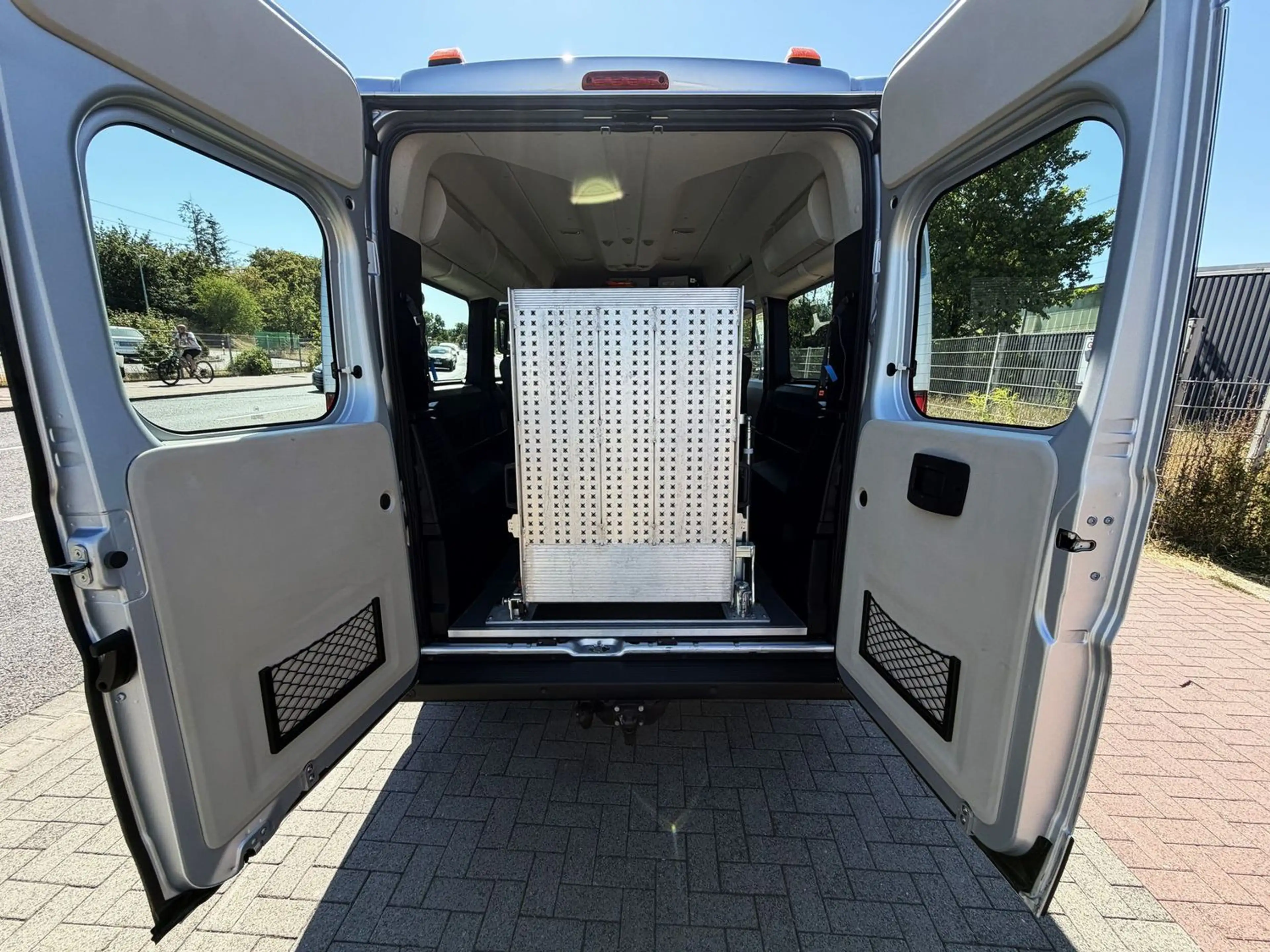Fiat Ducato 150 L2H2/8-Sitzer/Behindertengerecht — photo 20