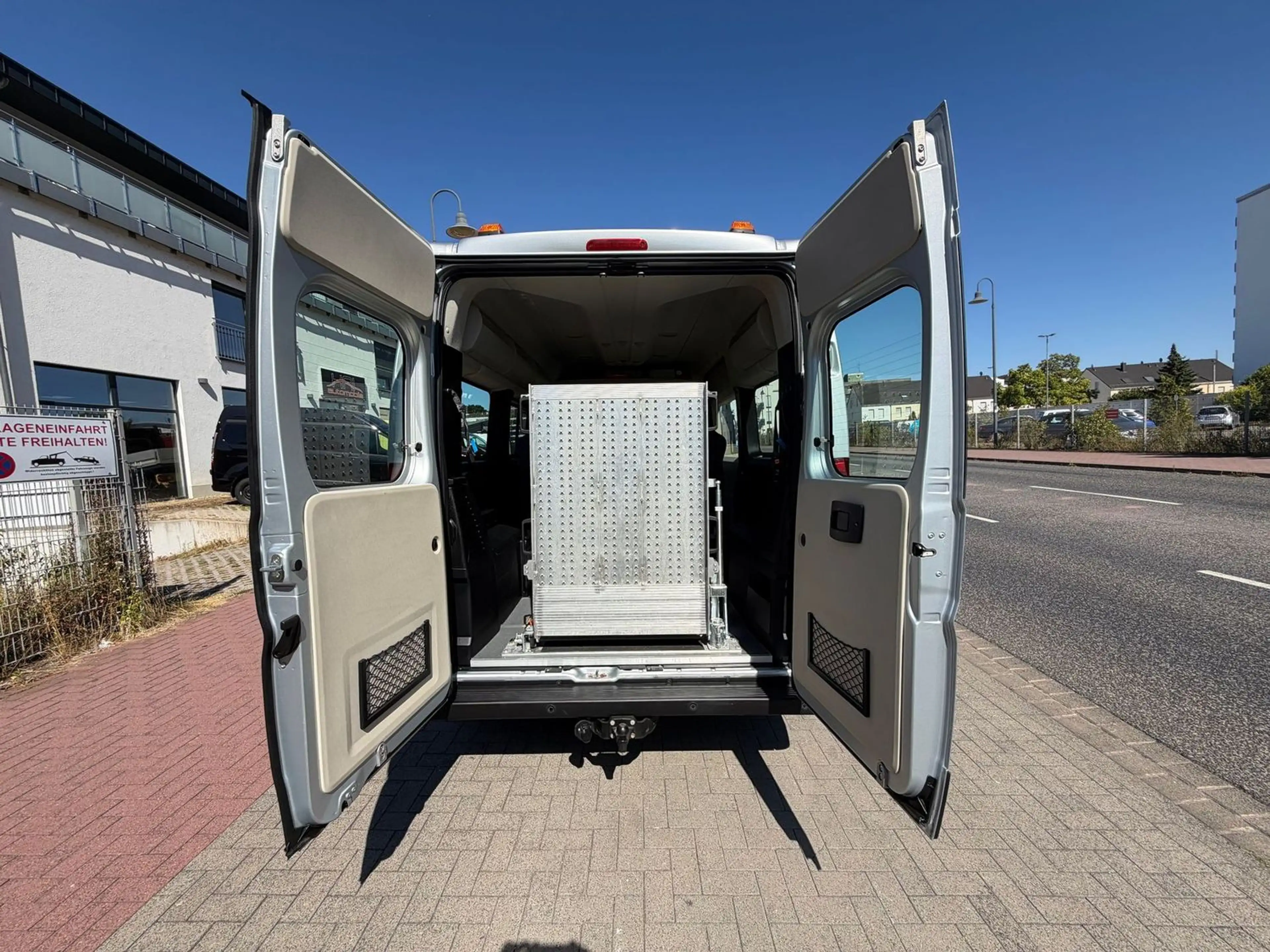 Fiat Ducato 150 L2H2/8-Sitzer/Behindertengerecht — photo 15