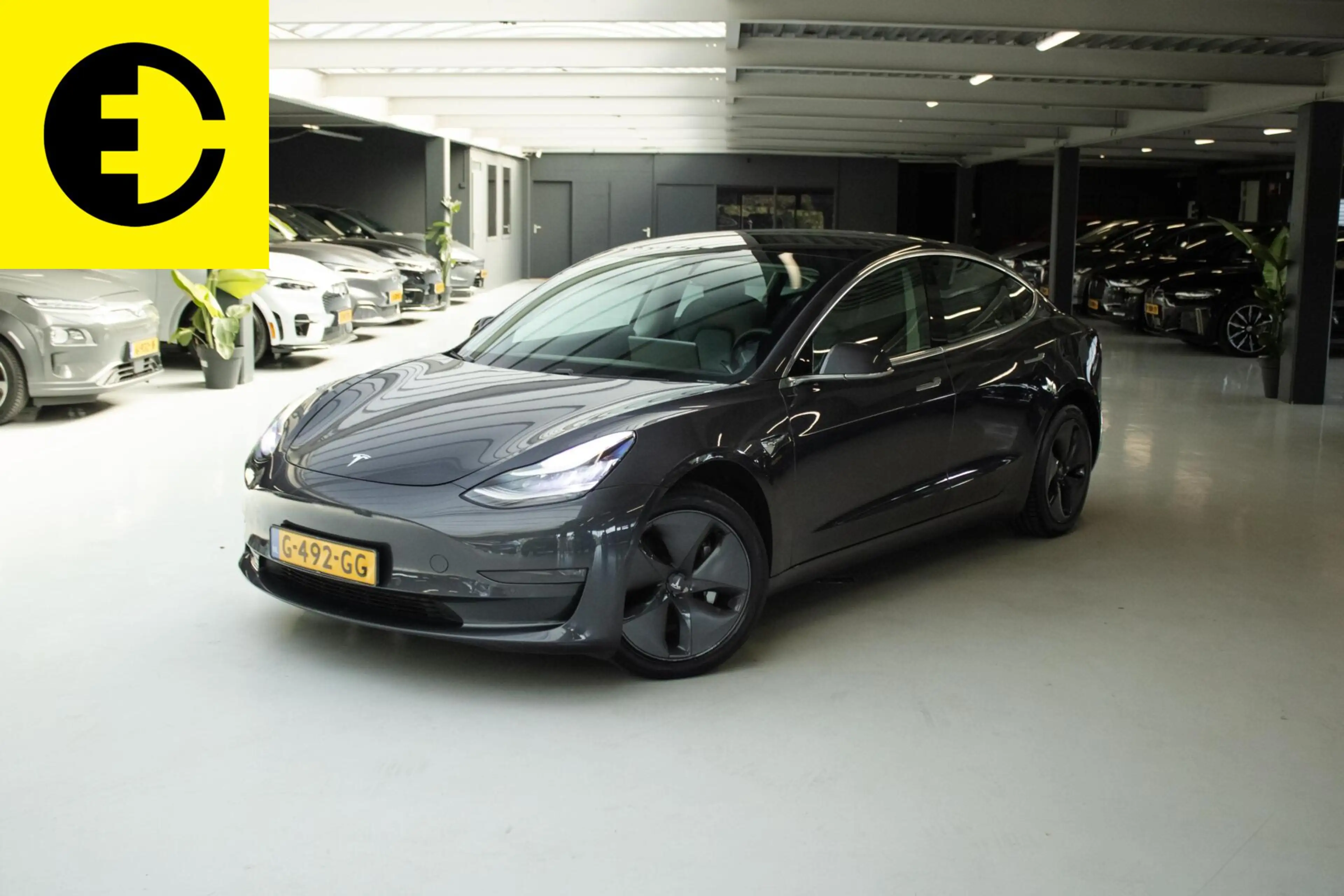 Tesla Model 3 Long Range AWD 75 kWh | Trekhaak | Stoelverwarming