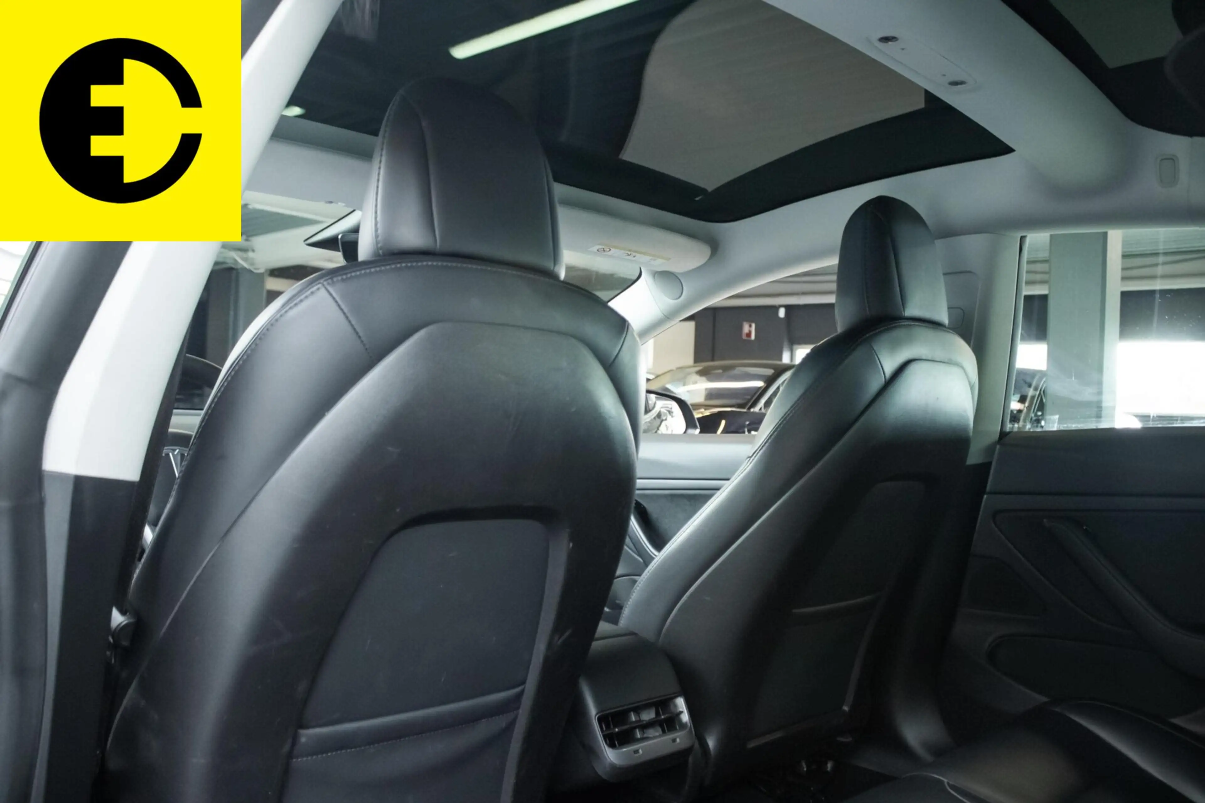 Tesla Model 3 Long Range AWD 75 kWh | Trekhaak | Stoelverwarming — photo 7