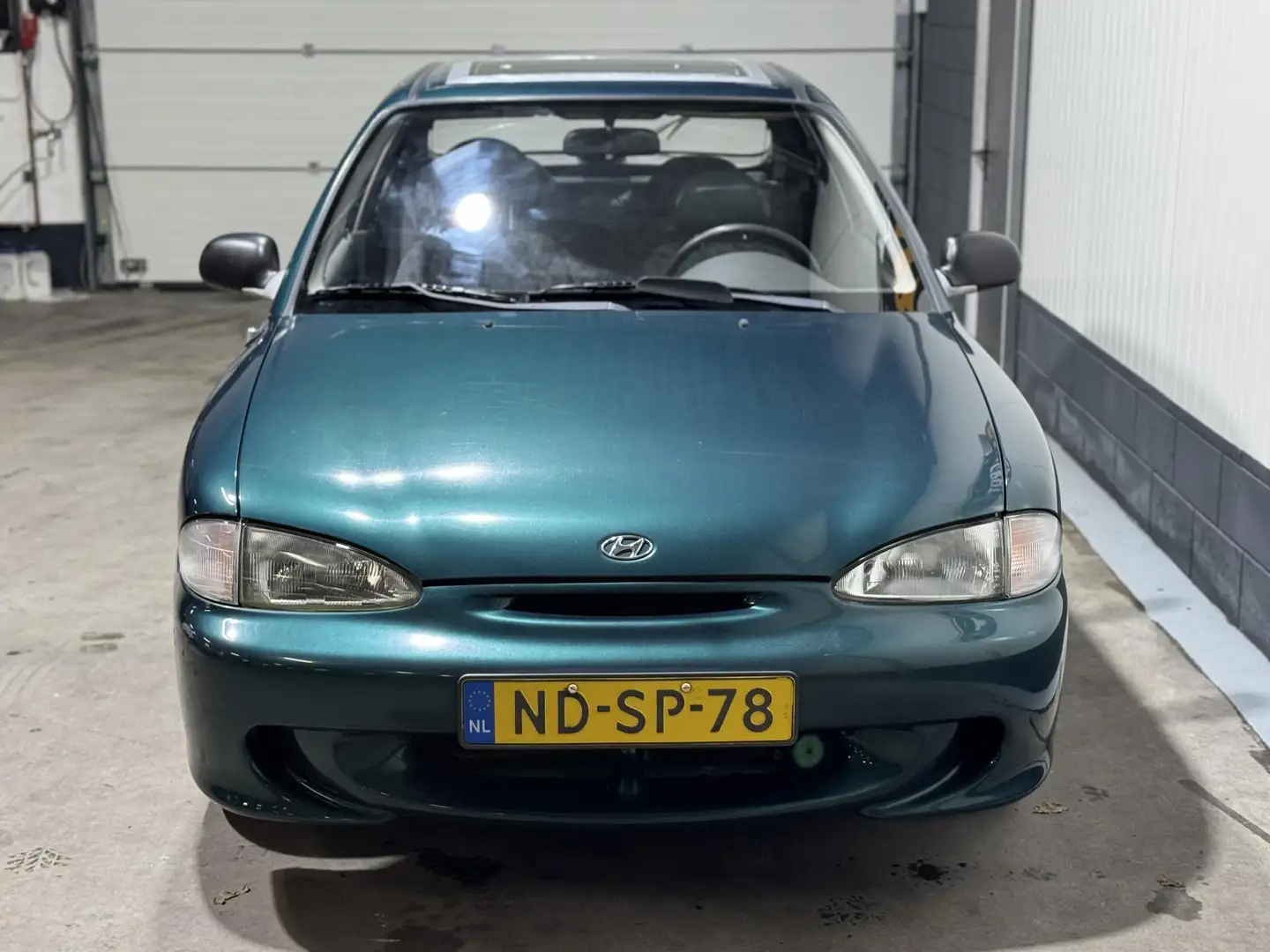 Hyundai Excel 1.5i LS Vert - 2