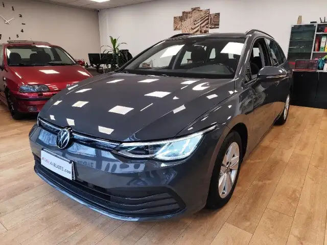 Volkswagen Golf Variant Golf Variant 1.5 eTSI EVO ACT DSG Life