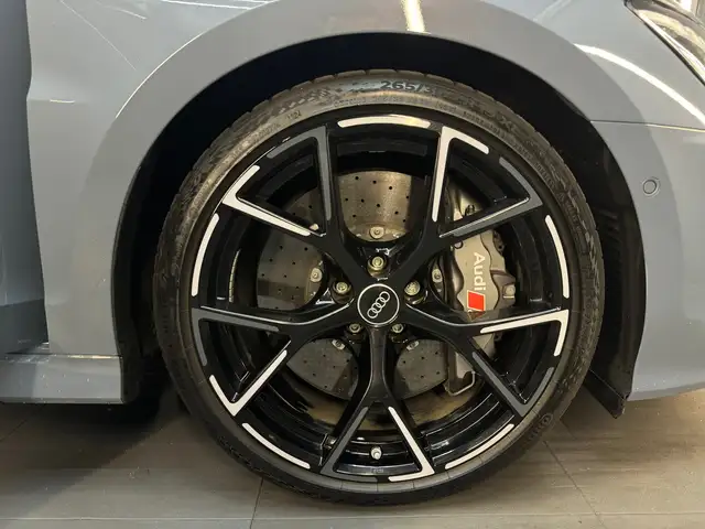Audi RS3 view 13