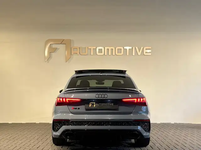 Audi RS3 view 11