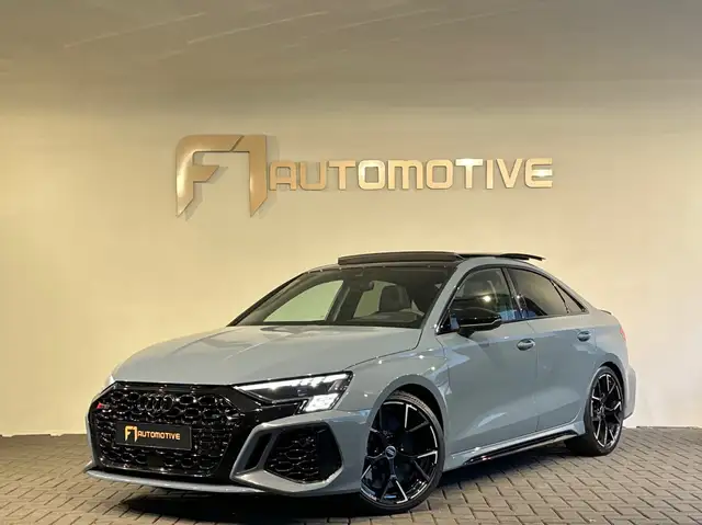 Audi RS3 Limousine 2.5 TFSI quattro Pano|Ceramic|HuD|B&O|Ke