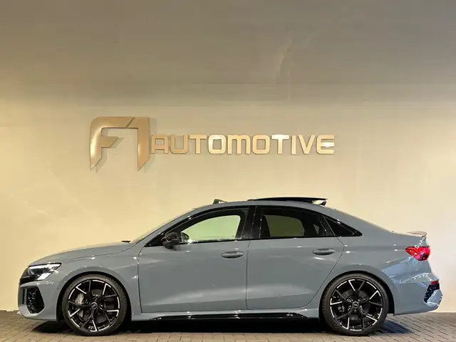 Audi RS3 view 12