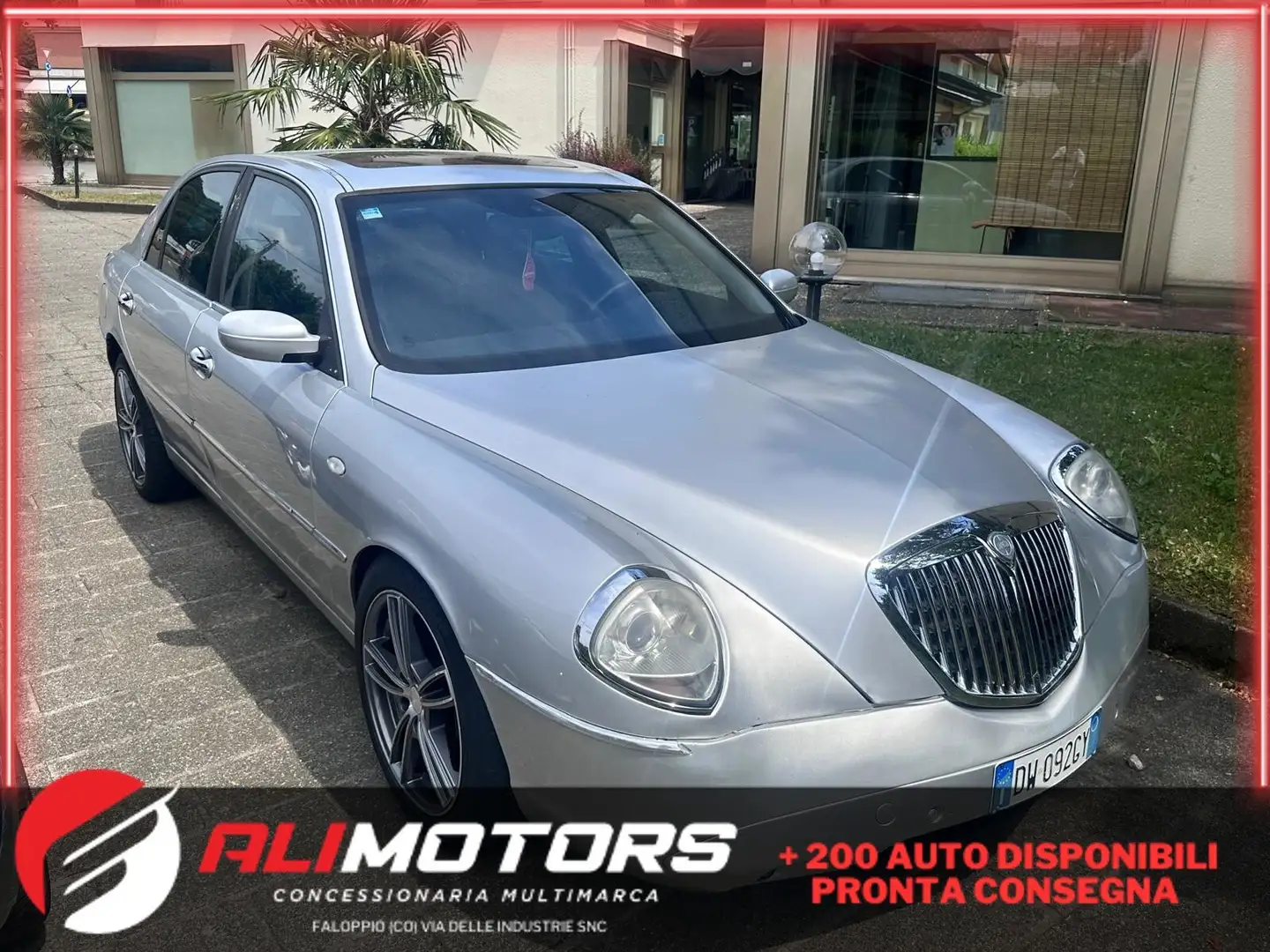 Lancia Thesis 2.4 JTD 20V aut. Executive Grigio - 1