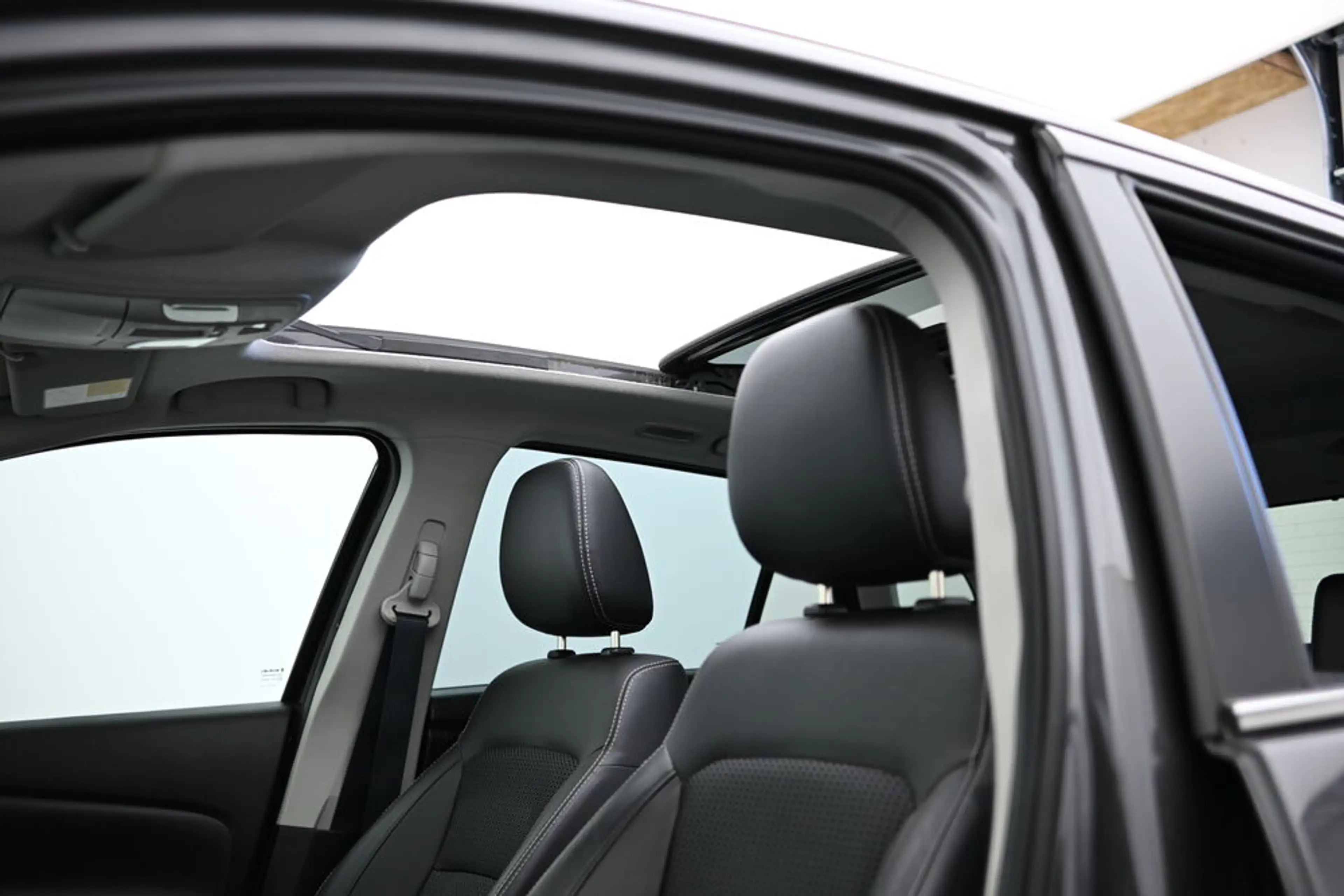 Suzuki S-Cross 1,4 GL+ DITC Hybrid ALLGRIP flash — photo 8