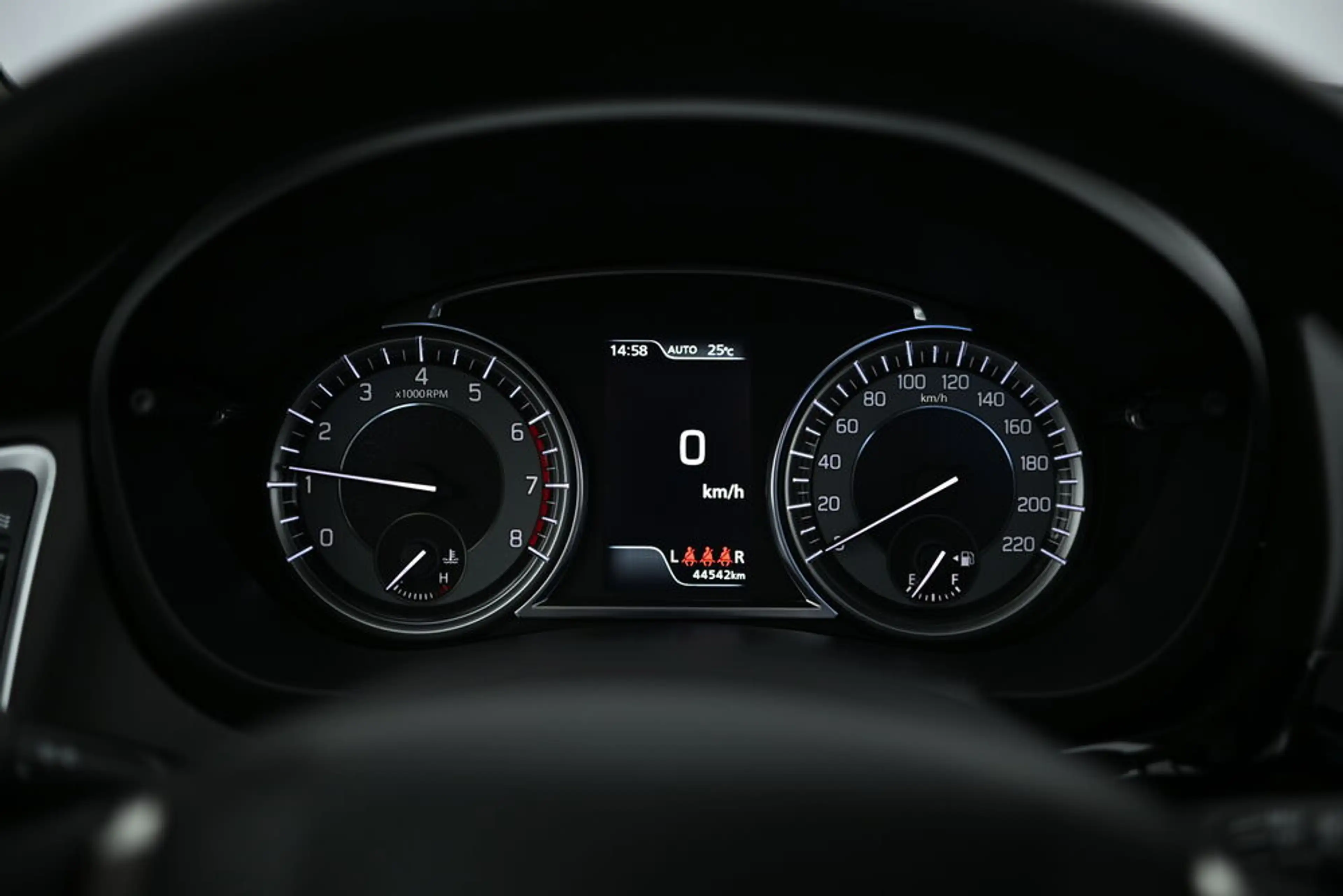 Suzuki S-Cross 1,4 GL+ DITC Hybrid ALLGRIP flash — photo 5