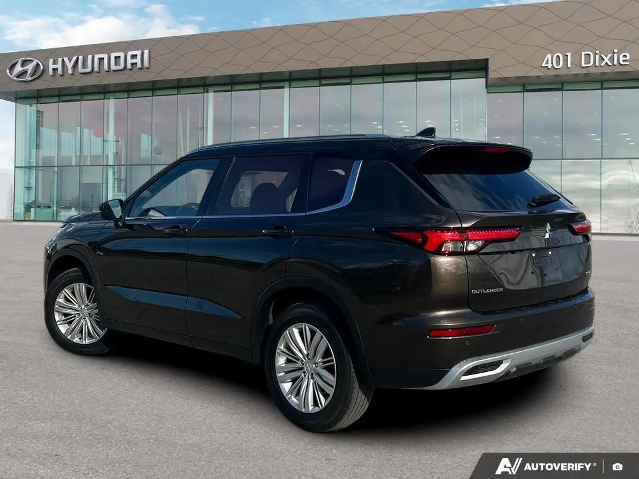 Mitsubishi Outlander снимка Mitsubishi Outlander