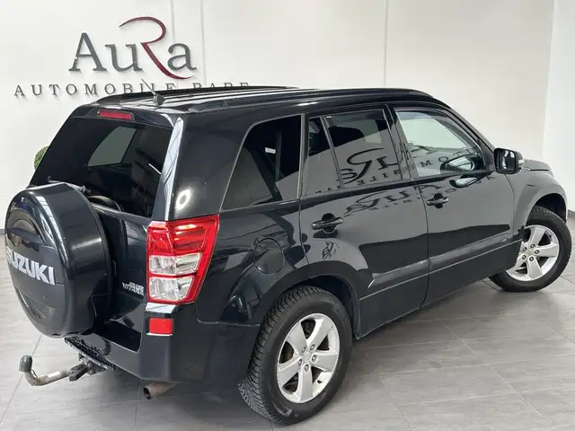 Suzuki Grand Vitara view 5