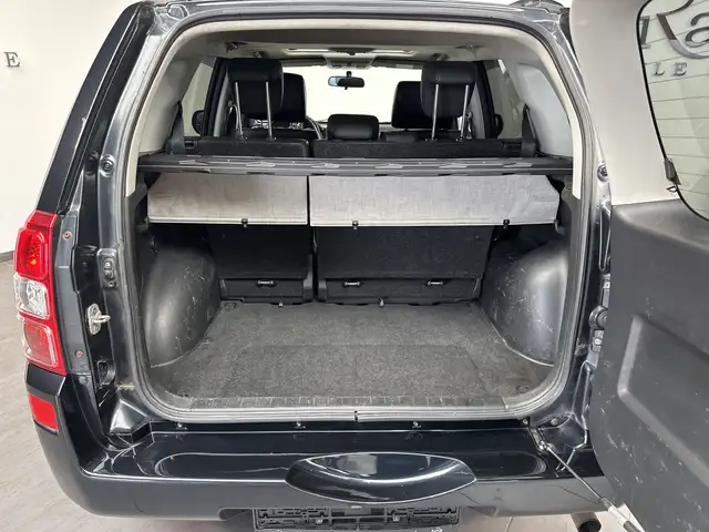 Suzuki Grand Vitara view 6