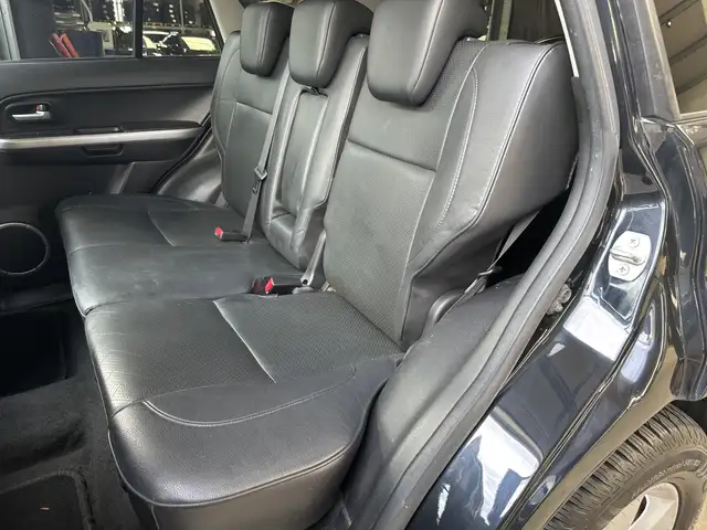 Suzuki Grand Vitara view 11