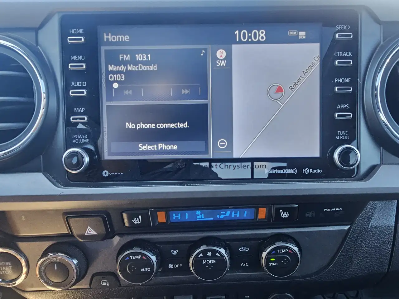 Toyota Tacoma снимка Toyota Tacoma