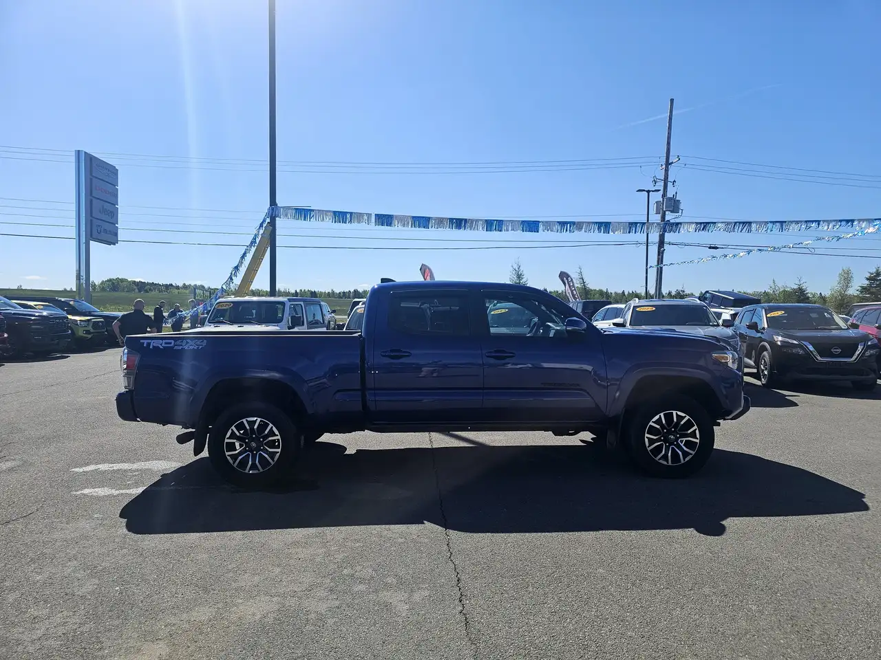 Toyota Tacoma снимка Toyota Tacoma