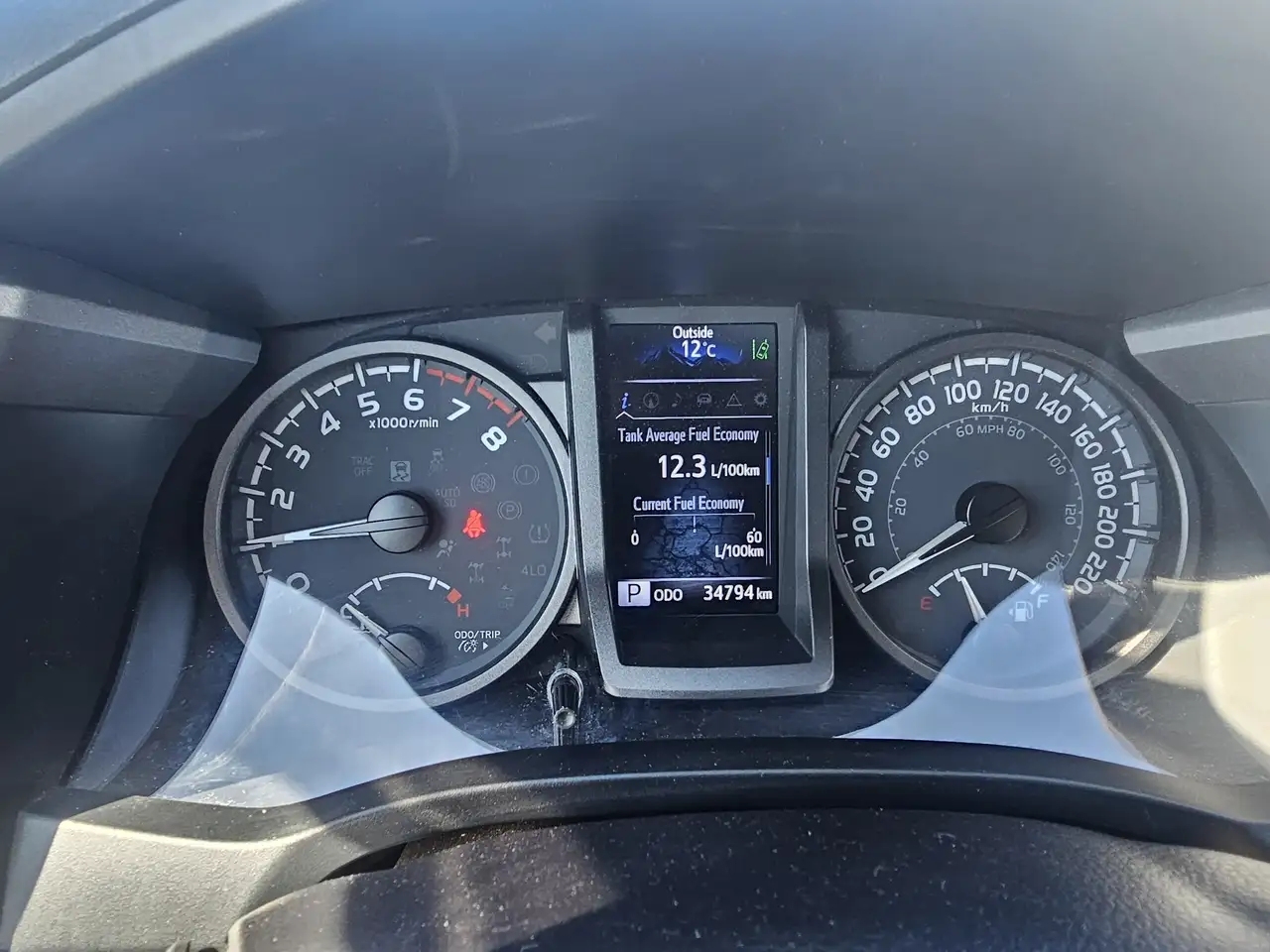 Toyota Tacoma снимка Toyota Tacoma