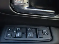 Chrysler Grand Caravan 2027 — фото 9