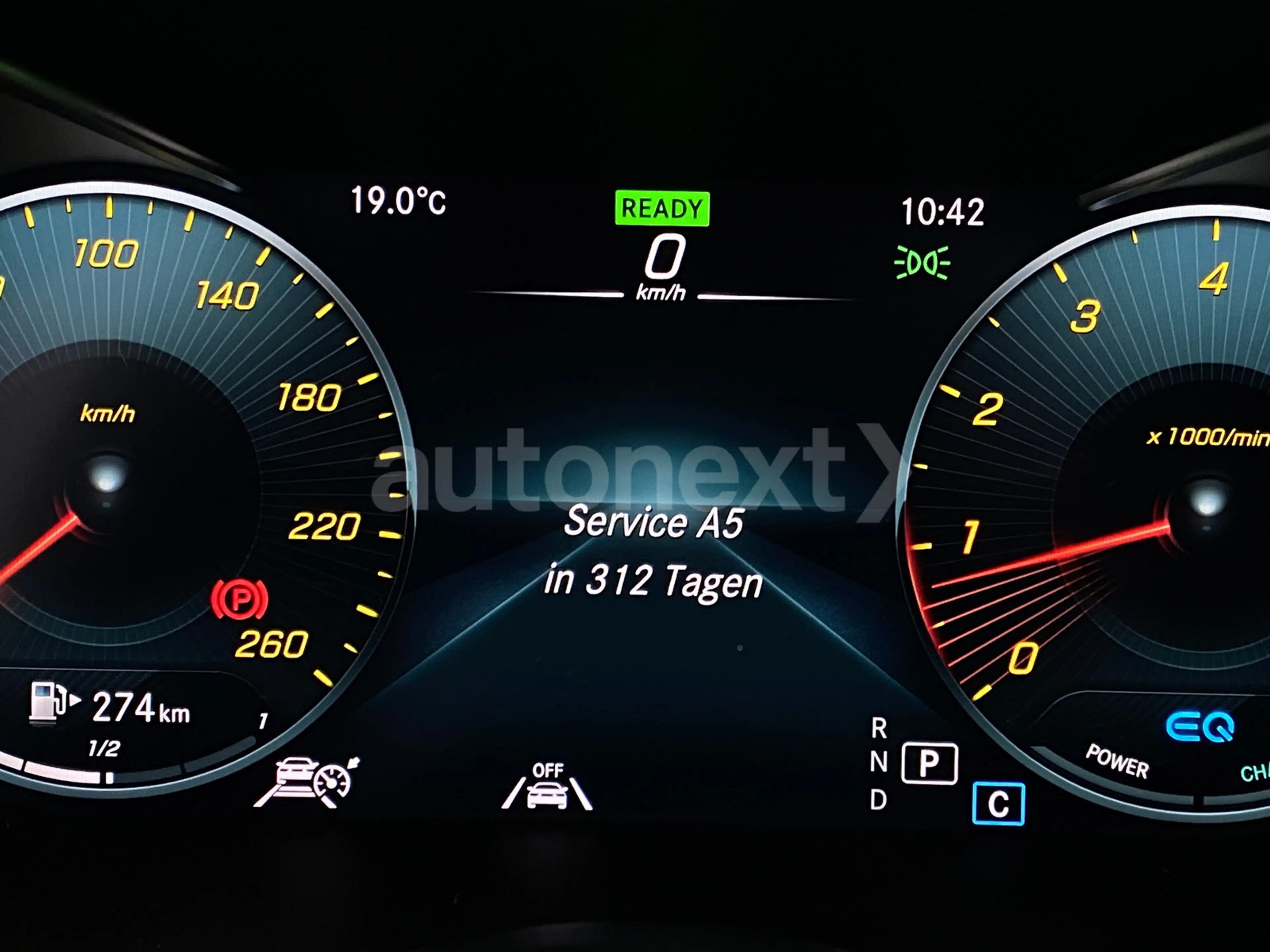 Mercedes-Benz GLC 200 Coupé *2x AMG Line+Night* Schiebedach+DISTR+AHK — photo 26