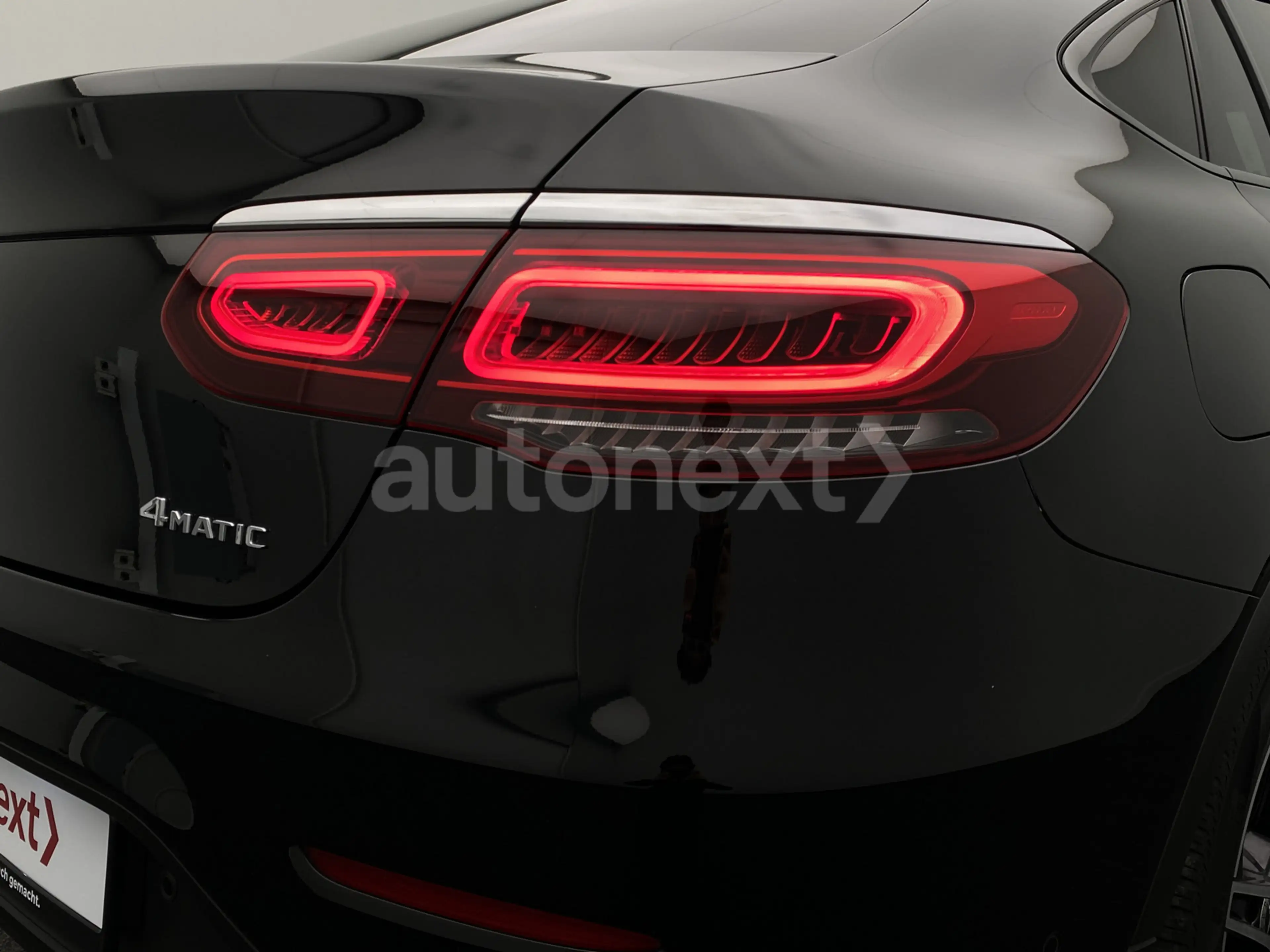 Mercedes-Benz GLC 200 Coupé *2x AMG Line+Night* Schiebedach+DISTR+AHK — photo 33