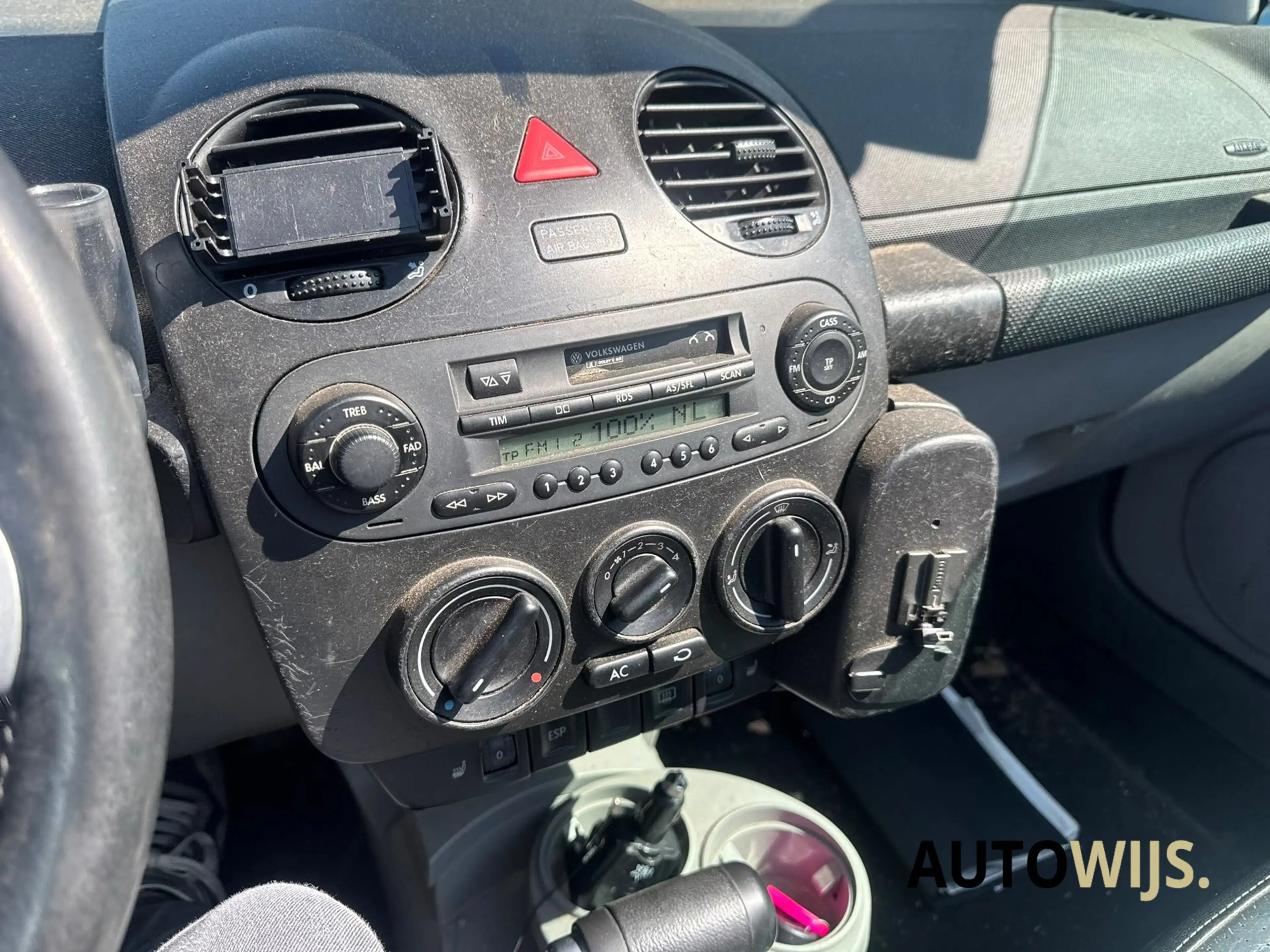 Volkswagen New Beetle Cabriolet 2.0 Highline|AUT|LEDER|INRUIL KOOPJE — photo 6