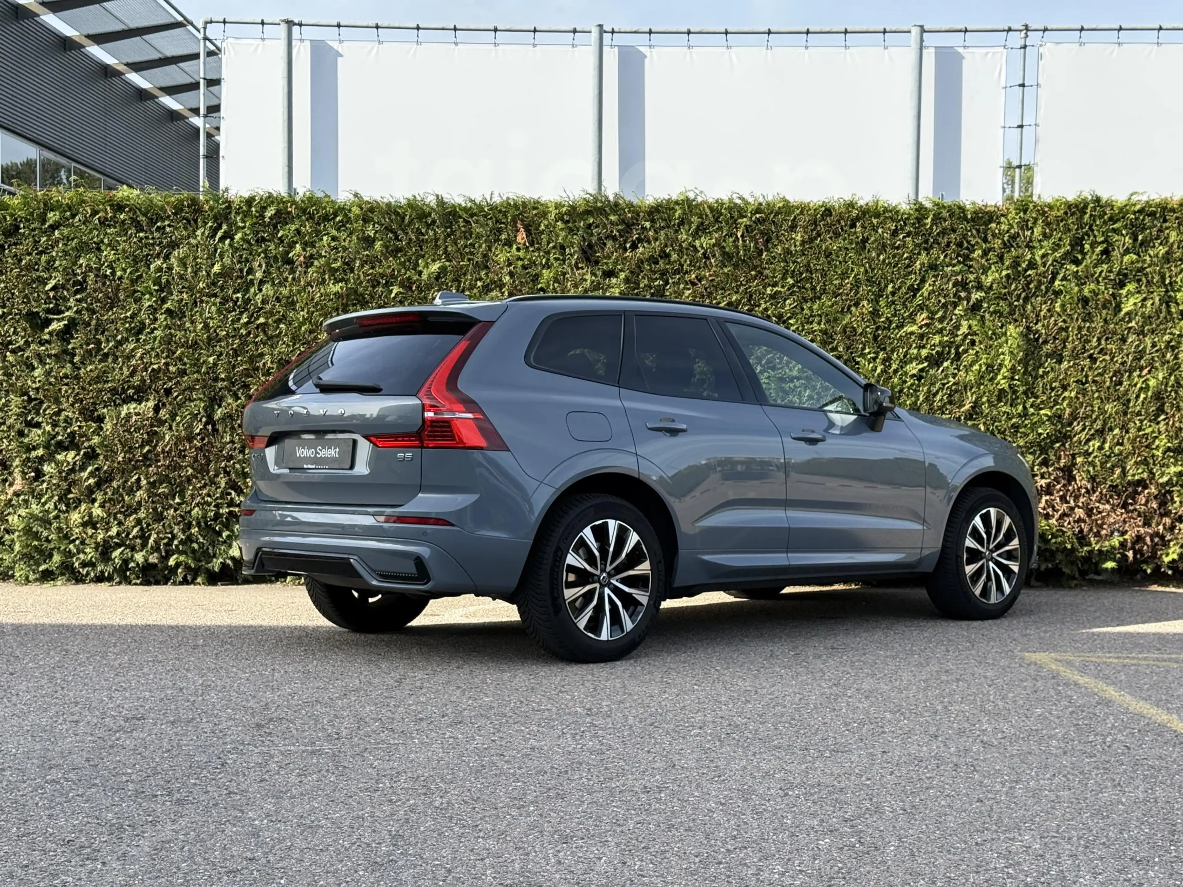 Volvo XC60 B5 Plus Dark — photo 6