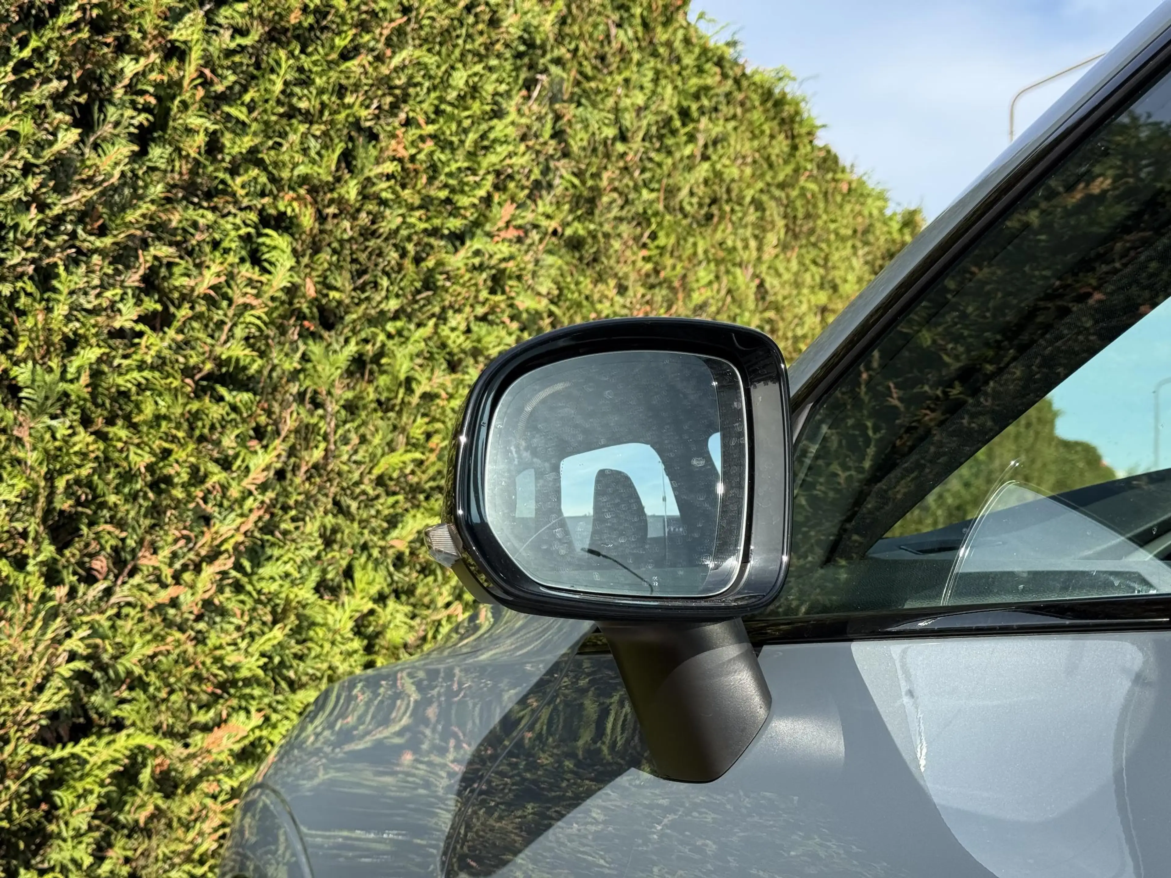 Volvo XC60 B5 Plus Dark — photo 13