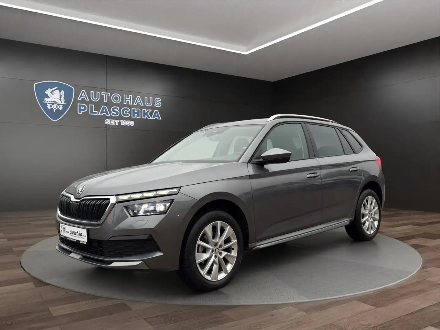 Skoda Kamiq 1.5 TSI DSG Style AHK+KAMERA+APP+NAVI Klima Navi Gris - 1