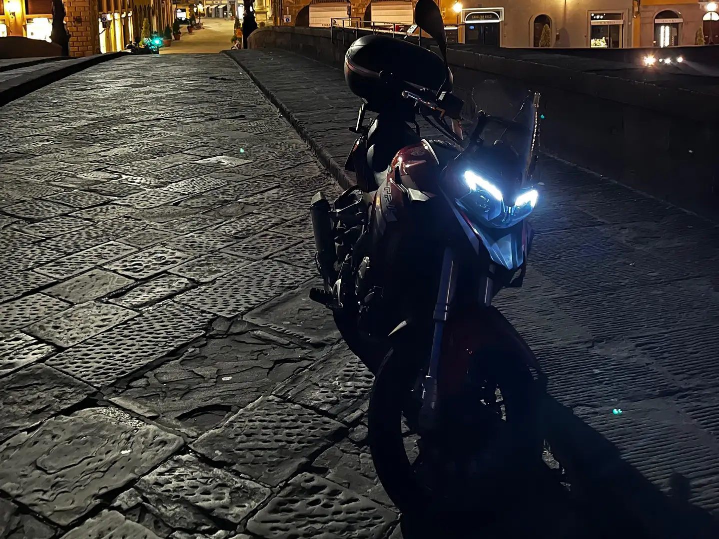 Benelli TRK 251 Piros - 2