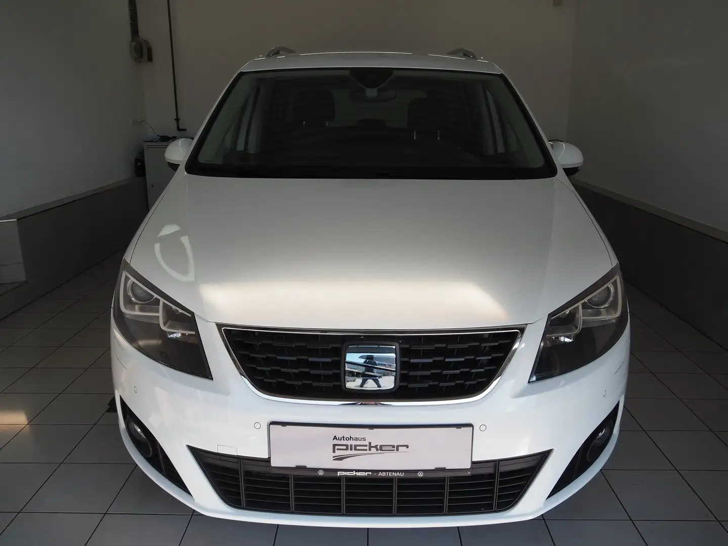SEAT Alhambra Xcellence TDI DSG 4Drive Weiß - 2