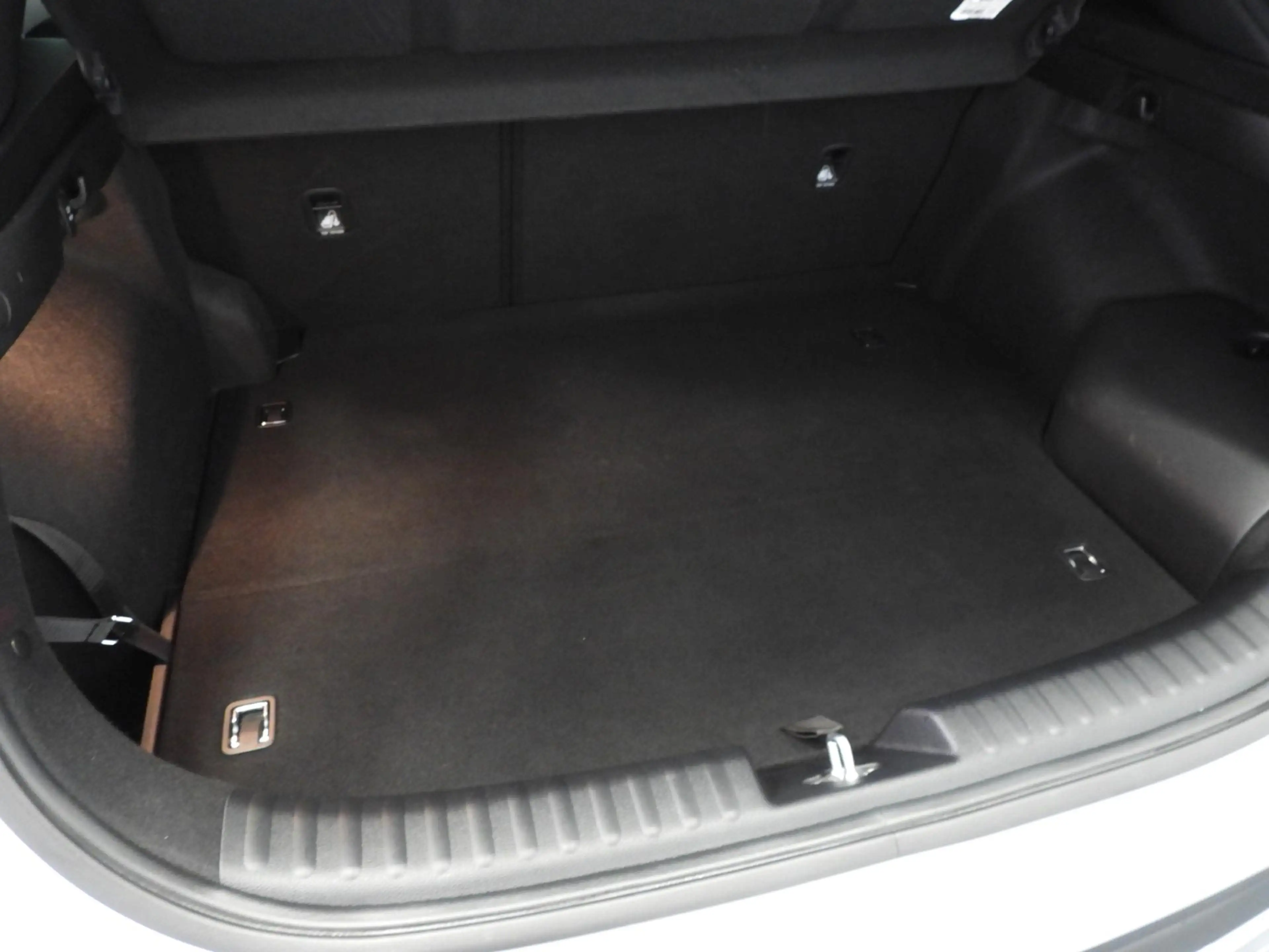 Kia XCeed 1.6 GDi PHEV Plug-In DynamicLine NAVI/CAMERA/LED/1 — photo 30