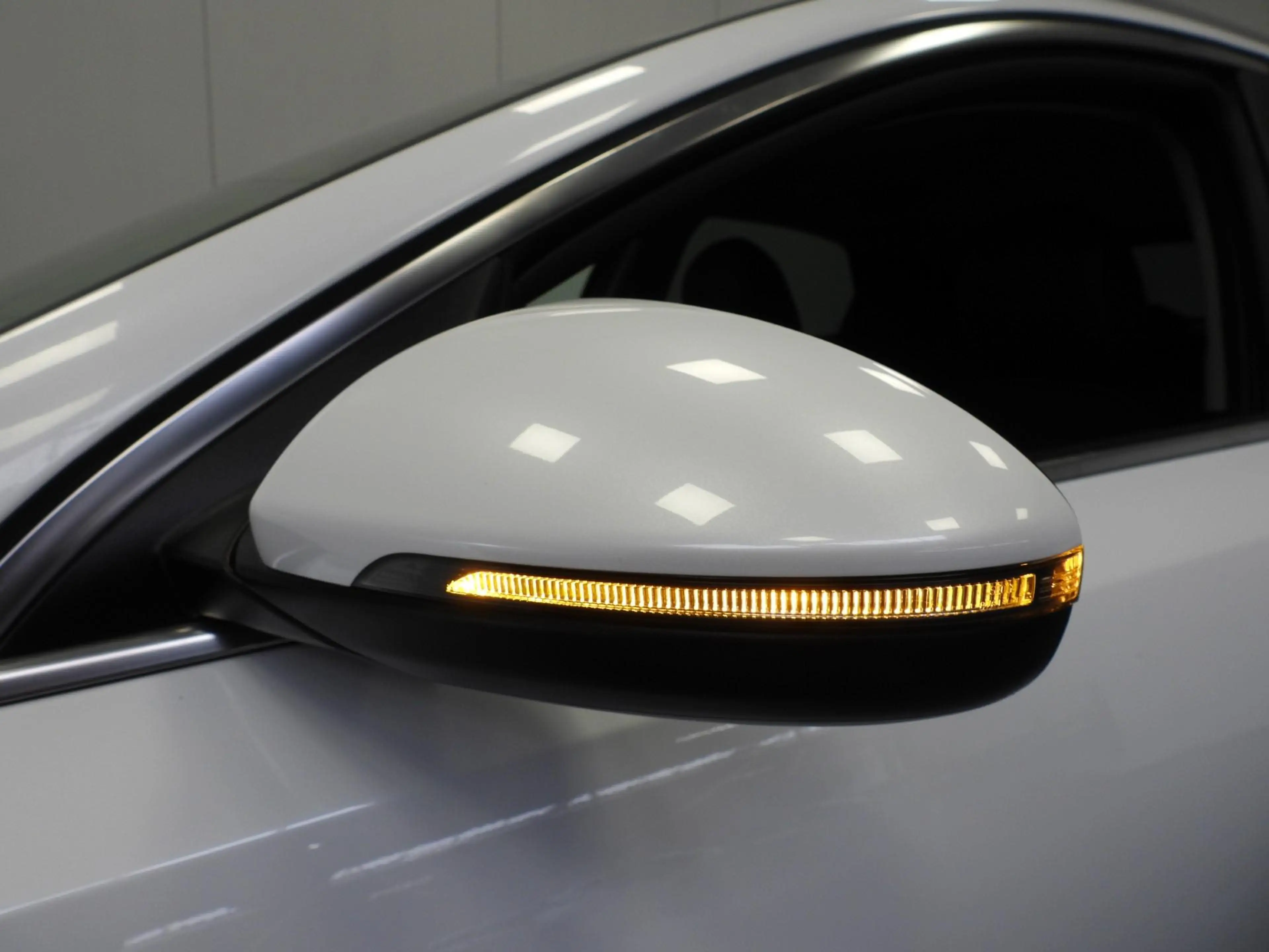 Kia XCeed 1.6 GDi PHEV Plug-In DynamicLine NAVI/CAMERA/LED/1 — photo 36