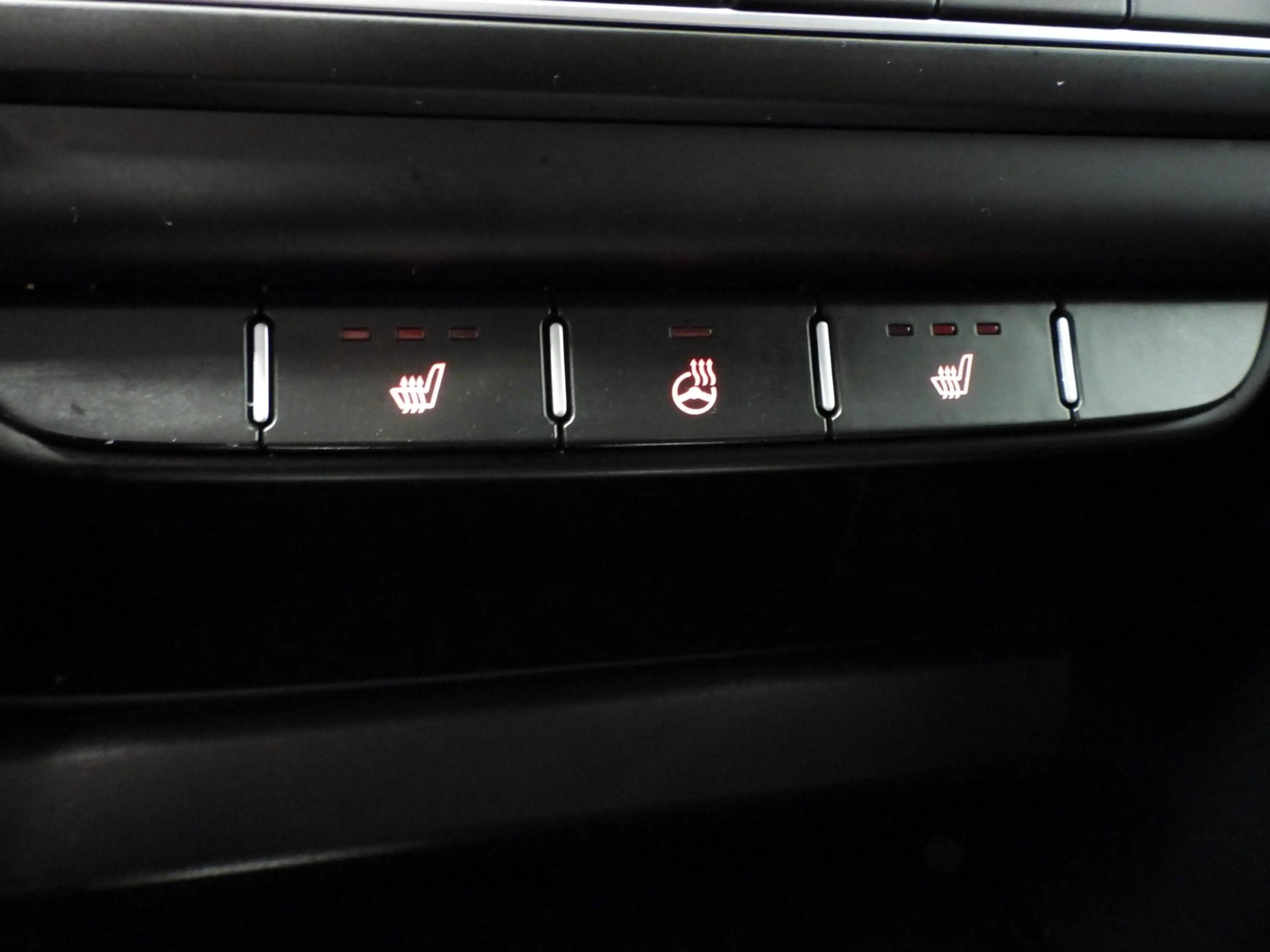 Kia XCeed 1.6 GDi PHEV Plug-In DynamicLine NAVI/CAMERA/LED/1 — photo 24