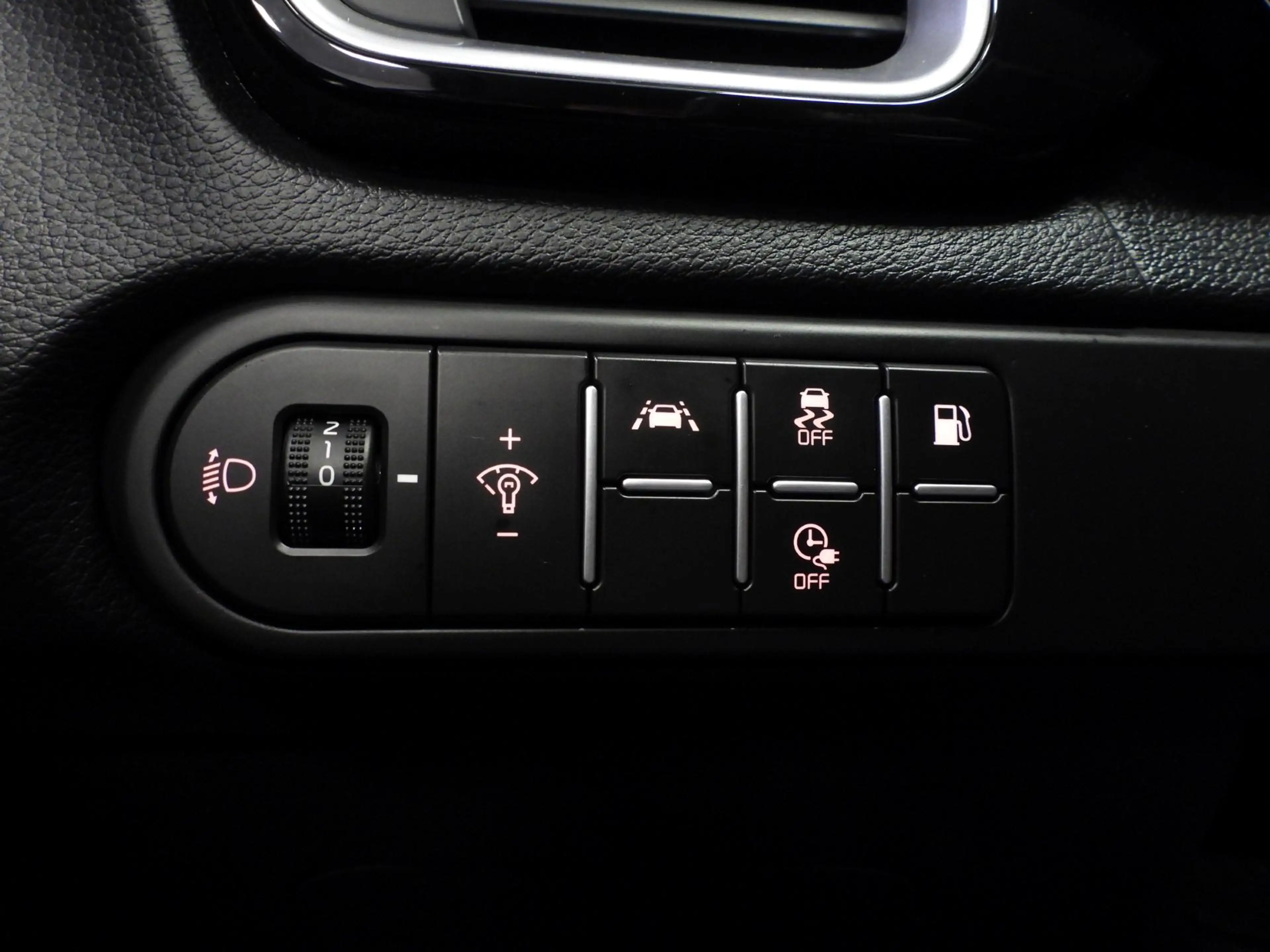 Kia XCeed 1.6 GDi PHEV Plug-In DynamicLine NAVI/CAMERA/LED/1 — photo 20