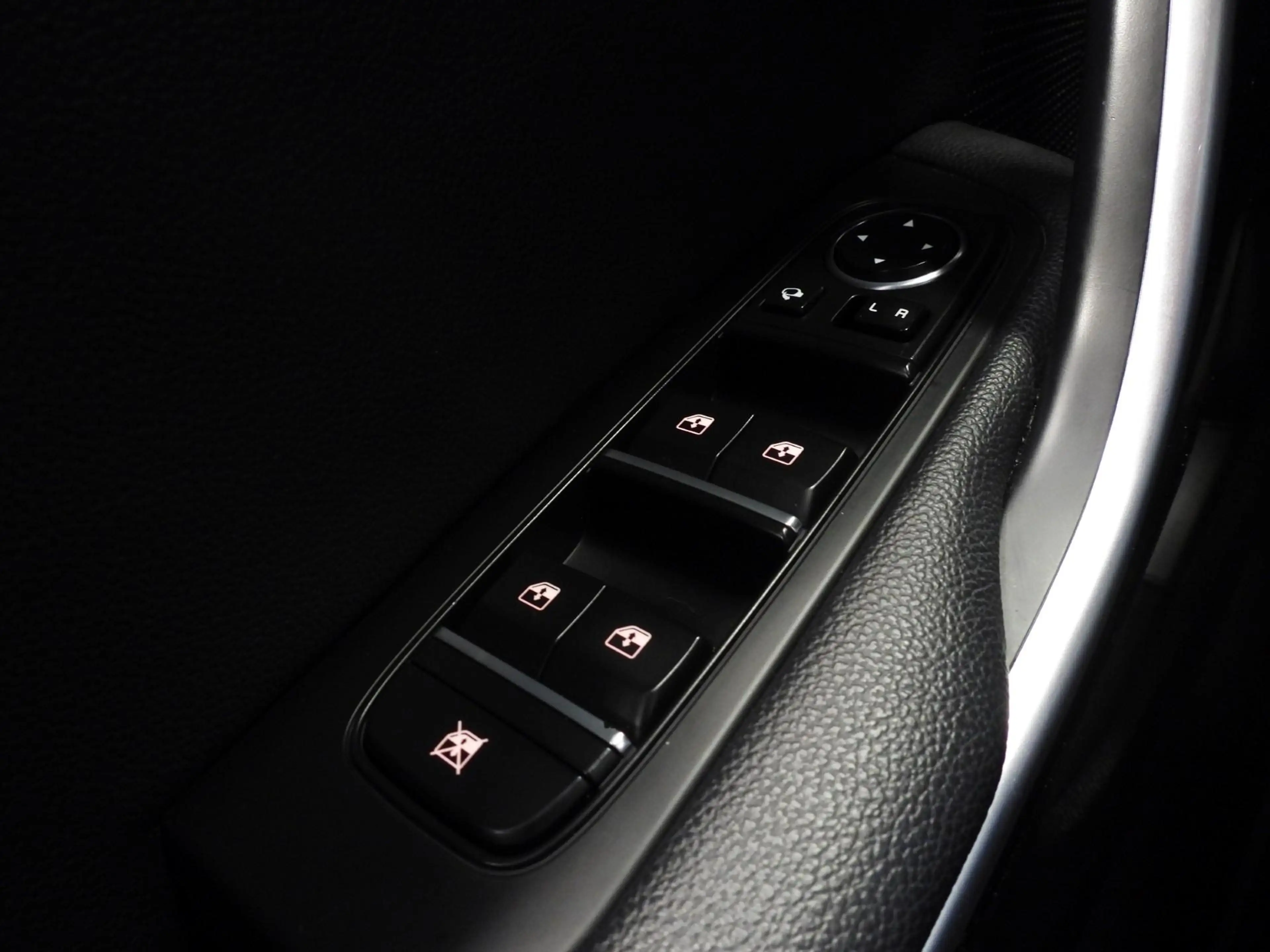 Kia XCeed 1.6 GDi PHEV Plug-In DynamicLine NAVI/CAMERA/LED/1 — photo 19