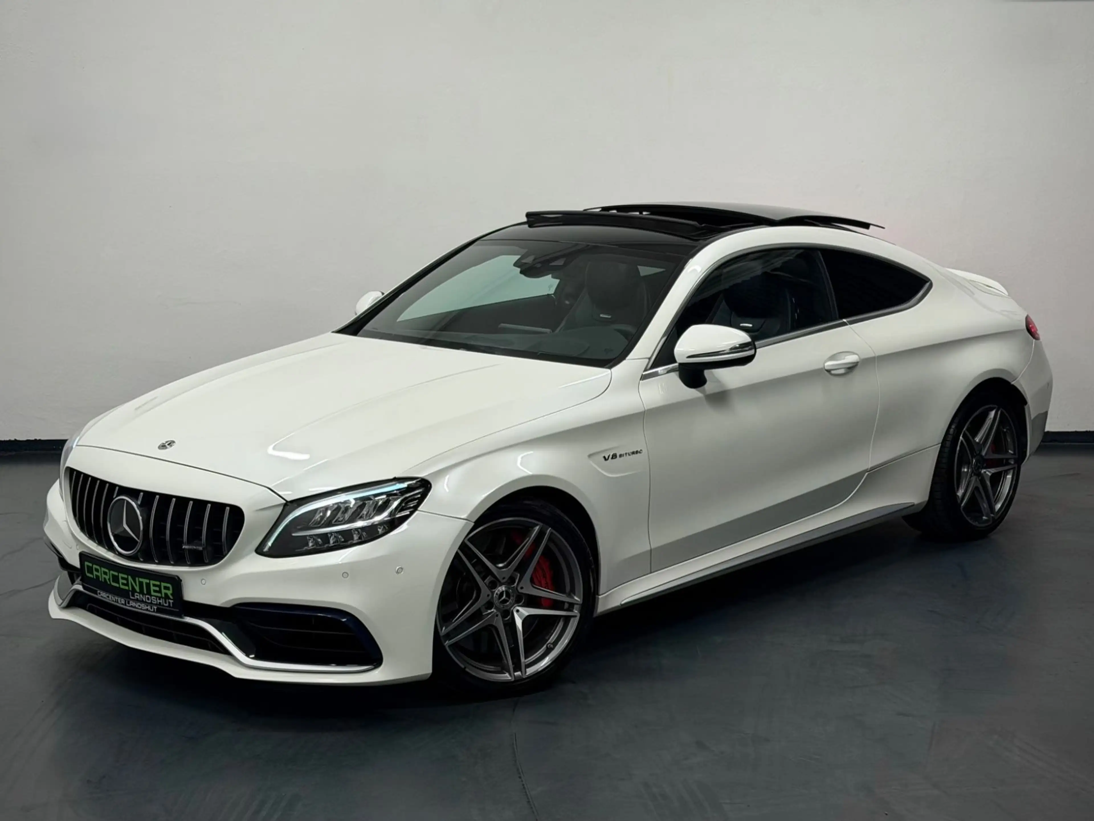 Mercedes-Benz C 63 AMG C63s AMG PANO/DIGITAL/DISTRONIC/BURMESTER/MEMORY — photo 2