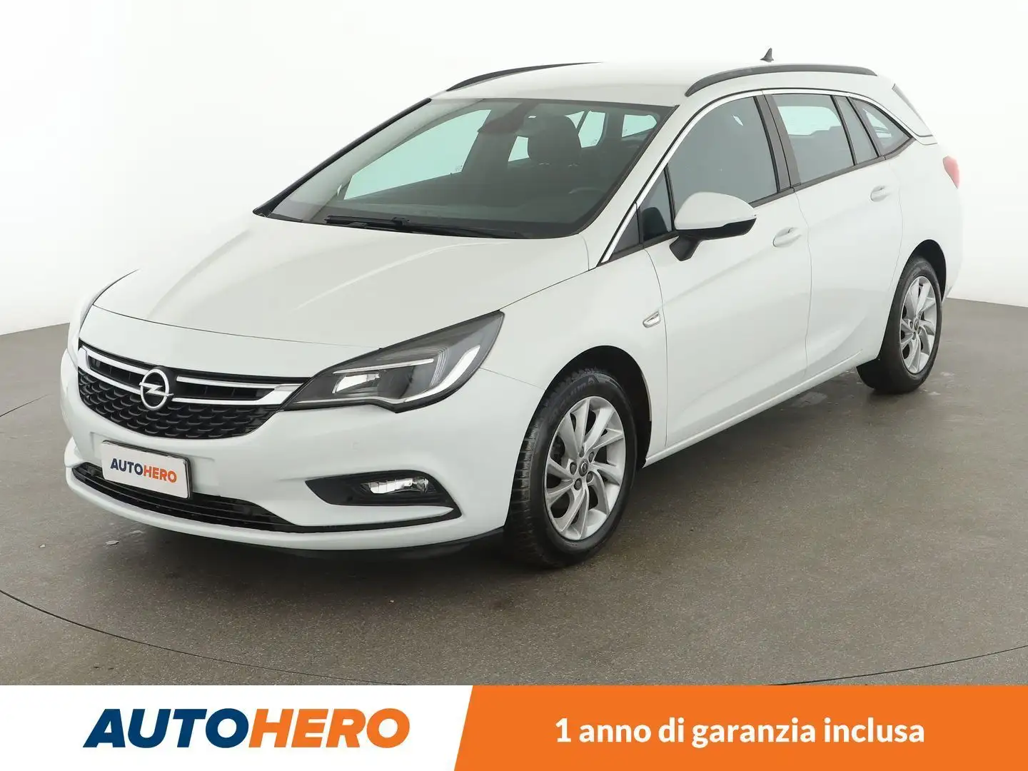 Opel Astra 1.6 CDTI DPF Business Sports Tourer 110 CV Weiß - 1