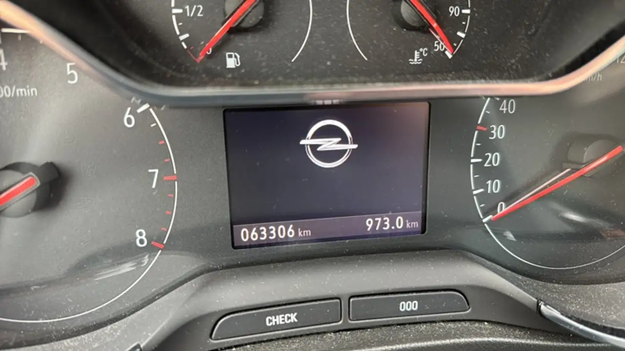 2024 Opel Crossland NEOPATENTATI 1.2 Elegance 130cv at6 TG : GT211MB, photograph 11