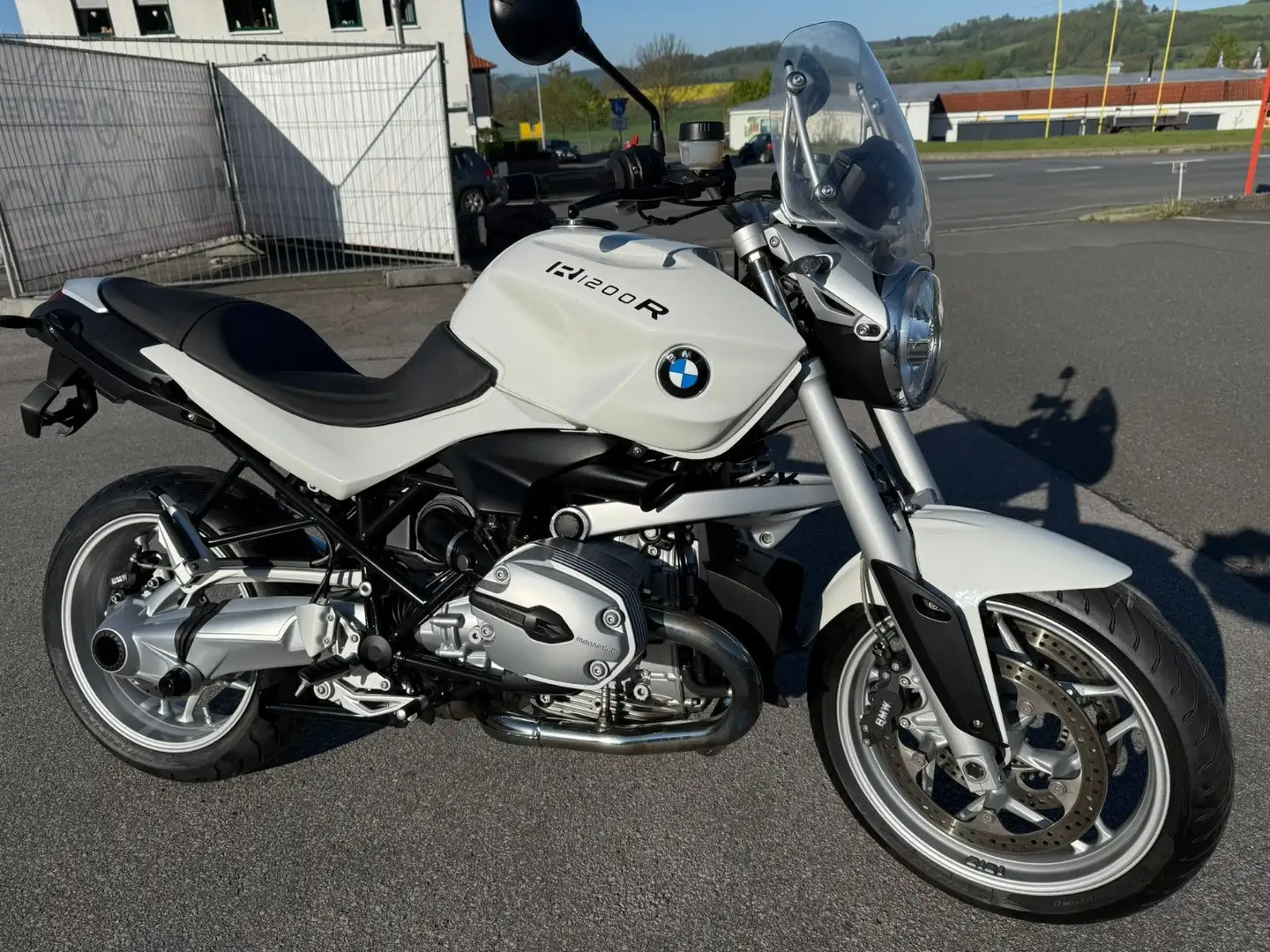 BMW R 1200 R ABS ESA RDC ASC TÜV + Inspektion NEU Weiß - 1