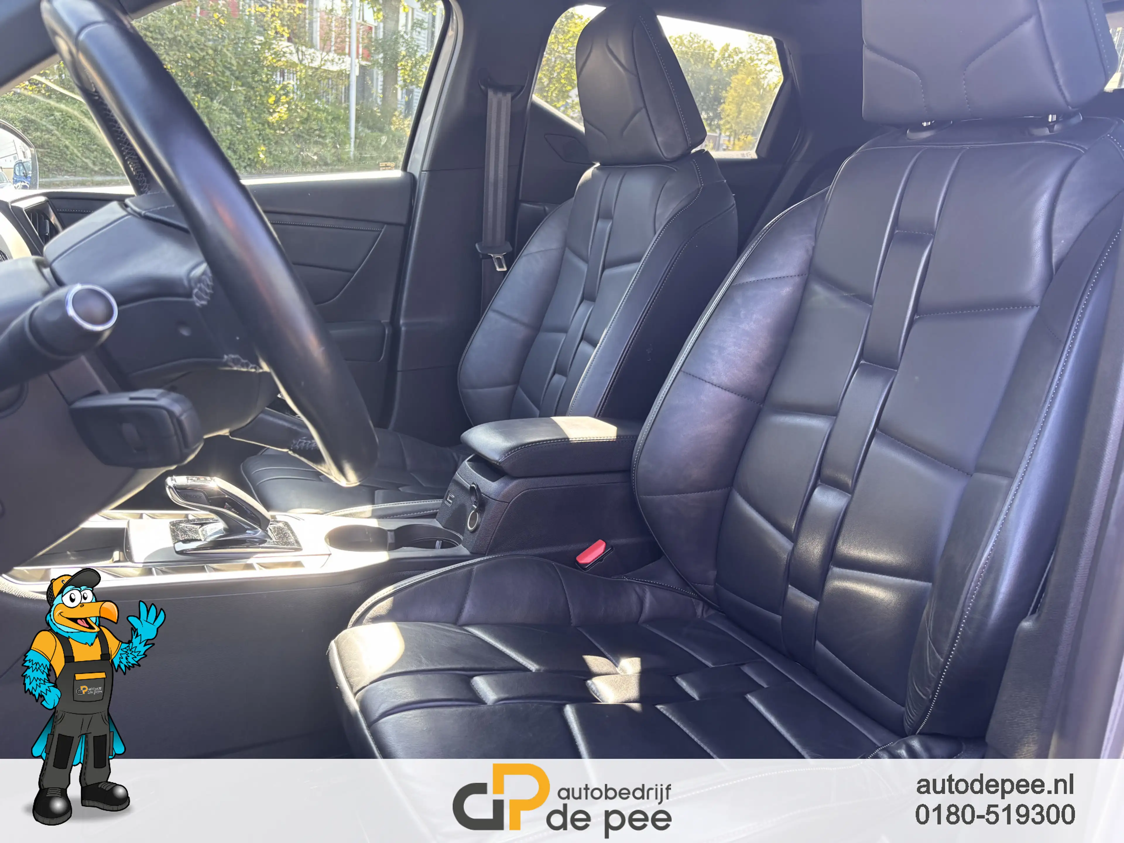 DS Automobiles DS 3 Crossback E-Tense Rivoli 50 kWh GARANTIE/CCS/LEDER./SENS. V+ — photo 5