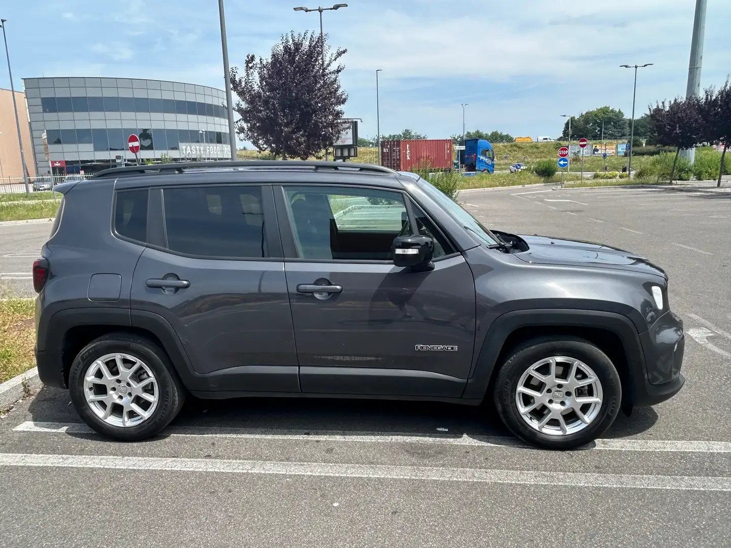 Jeep Renegade 1.5 hybrid Grigio - 2