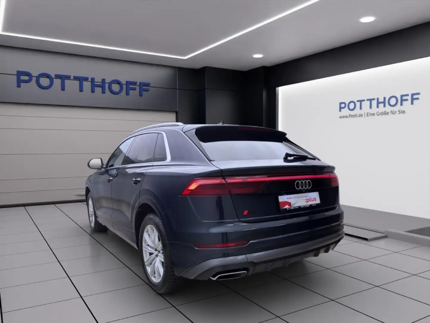 Audi Q8 50 TDI Q S LINE PANO AHK MATRIX NAVI+ PDC Blau - 2