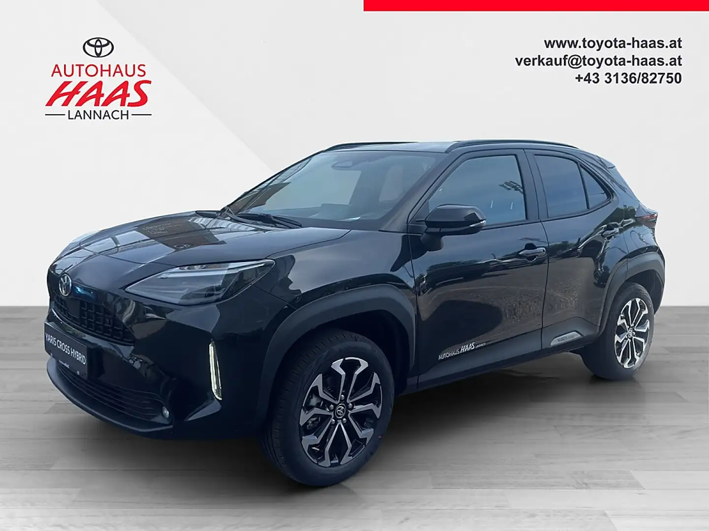 Toyota Yaris Cross 1,5 VVT-i Hybrid Active Drive Aut. Schwarz - 1