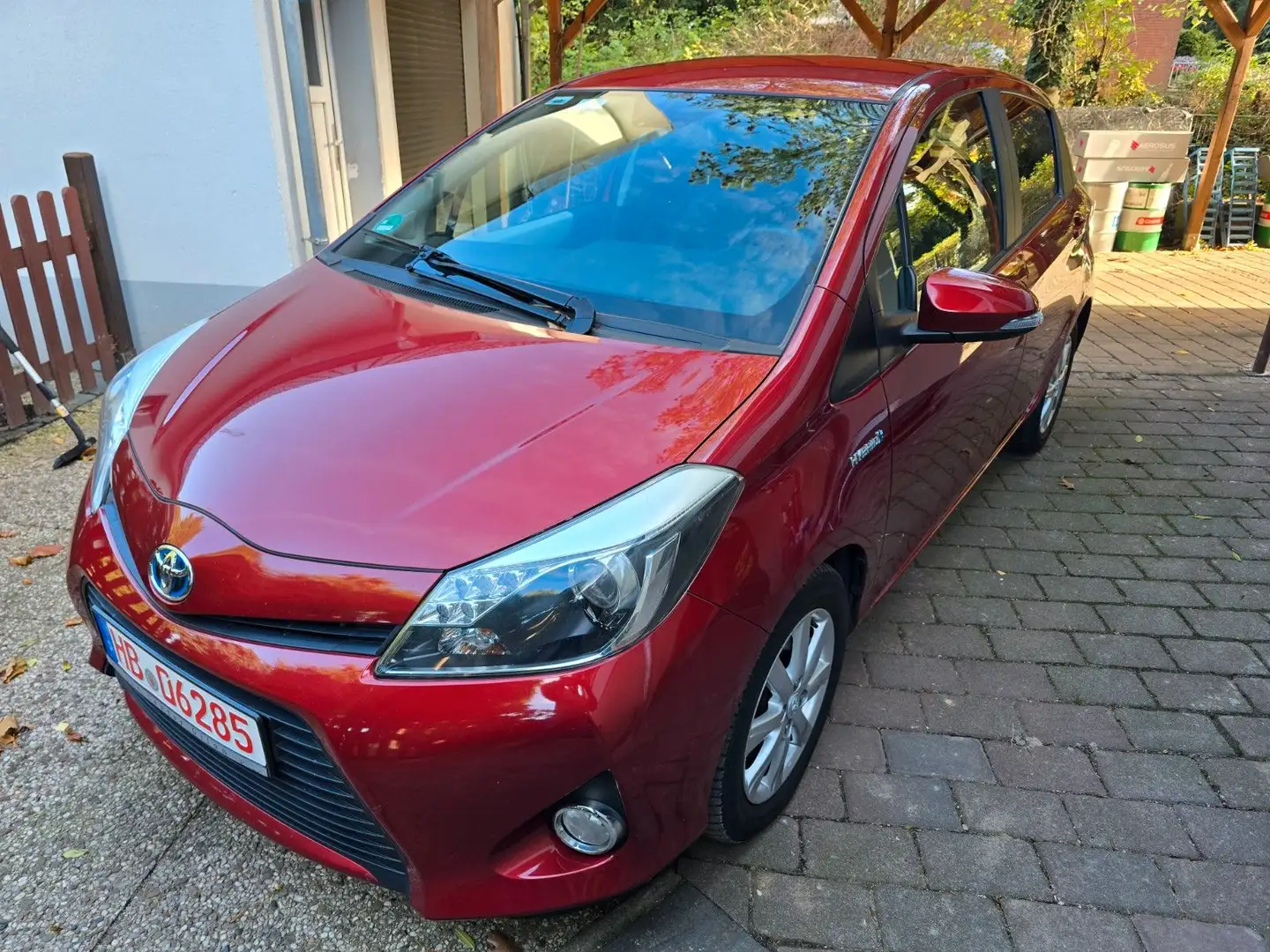 Toyota Yaris Hybrid Edition 2014 Rot - 1