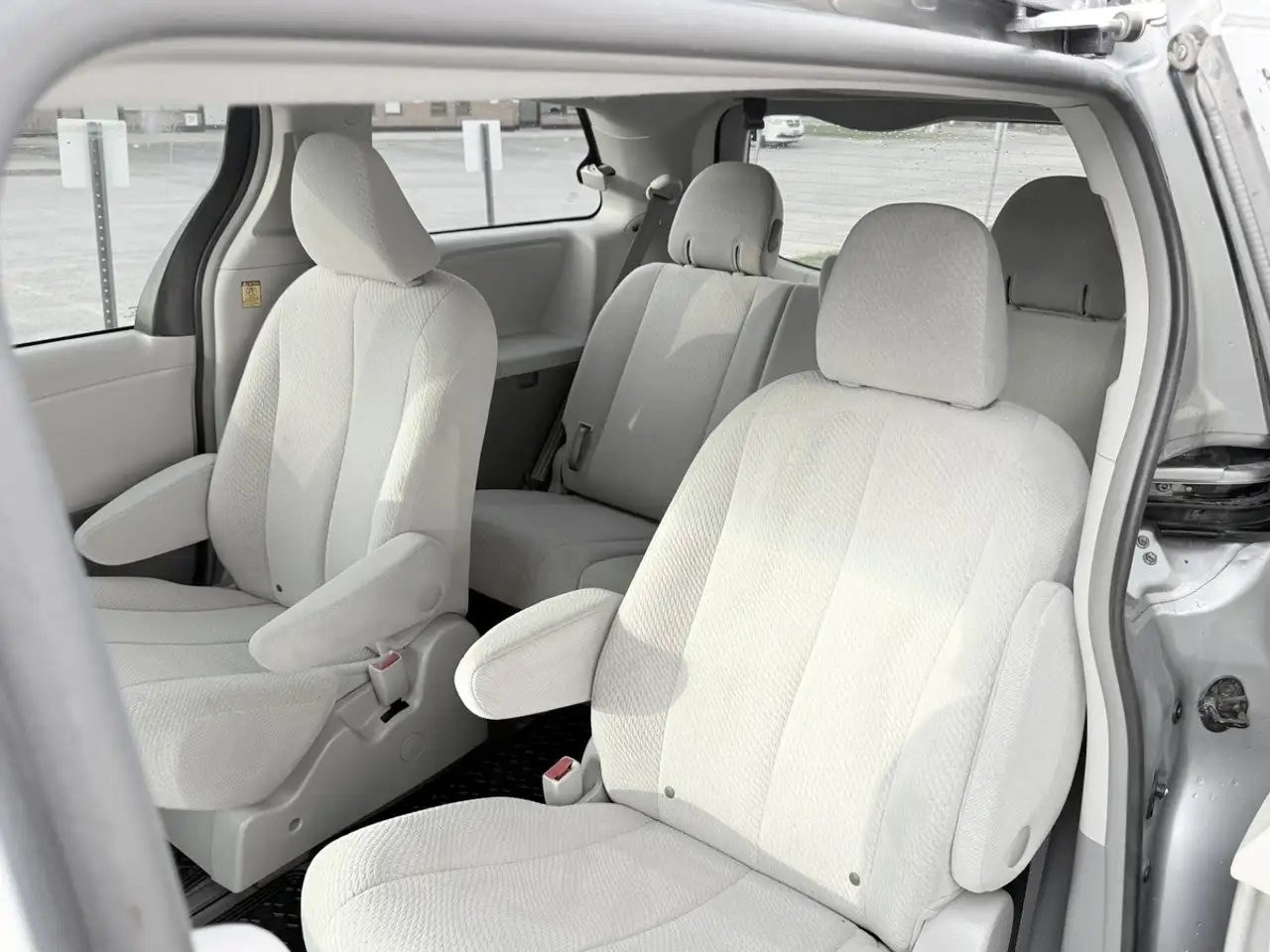 Toyota Sienna fotografie Toyota Sienna