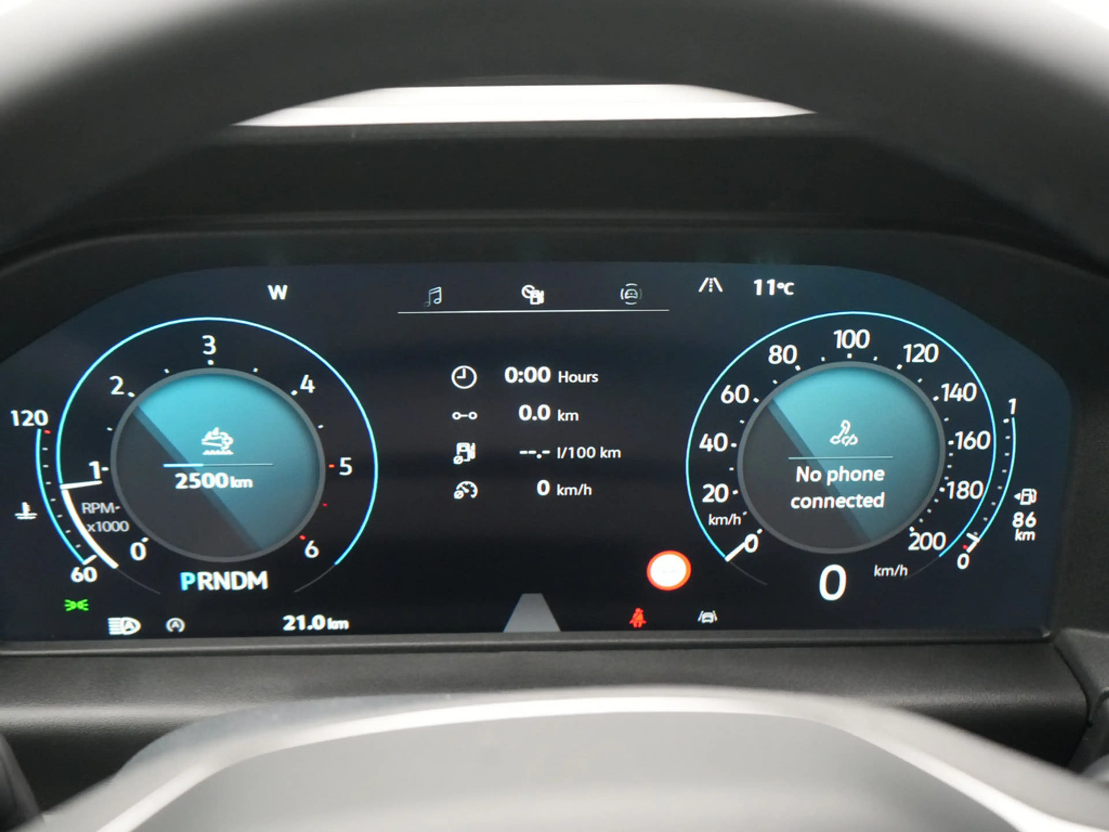 Volkswagen T7 Caravelle 4Motion Editon STANDHZ PANO AHK — photo 14