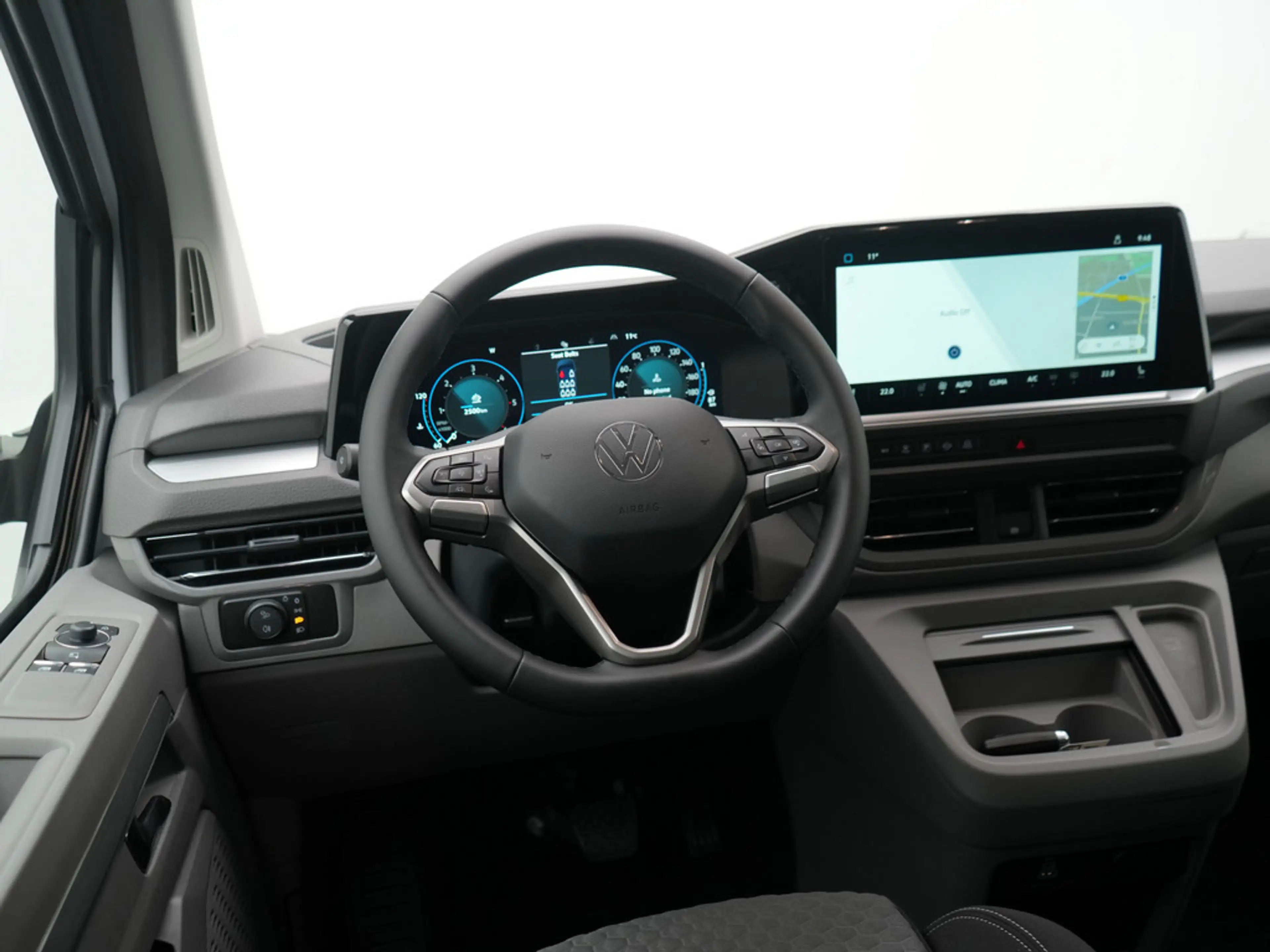 Volkswagen T7 Caravelle 4Motion Editon STANDHZ PANO AHK — photo 9