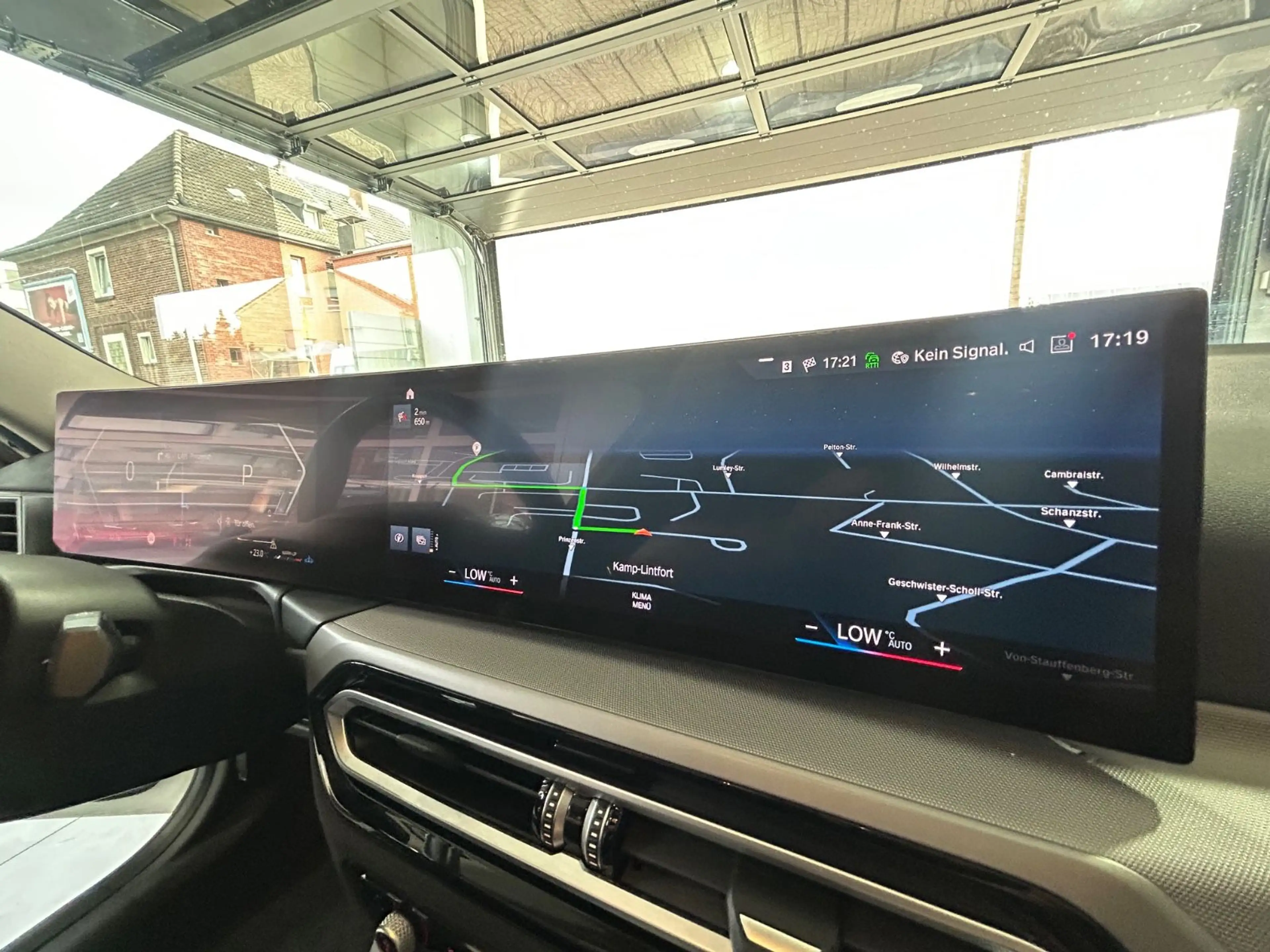 BMW 318 d Touring Sport Line mod23 LEDER Navi LED — photo 15