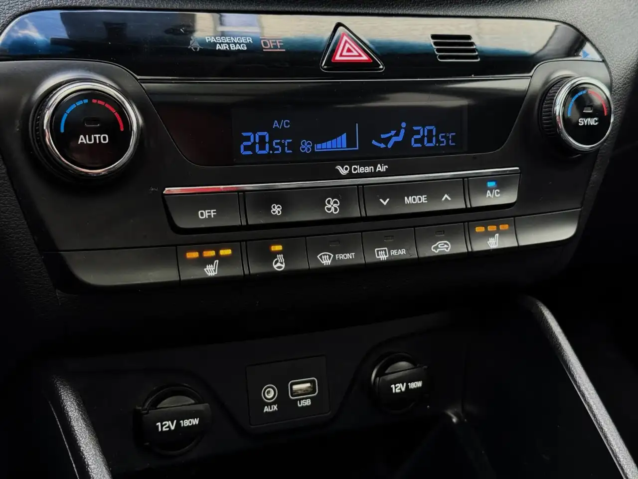 Hyundai TUCSON снимка Hyundai TUCSON